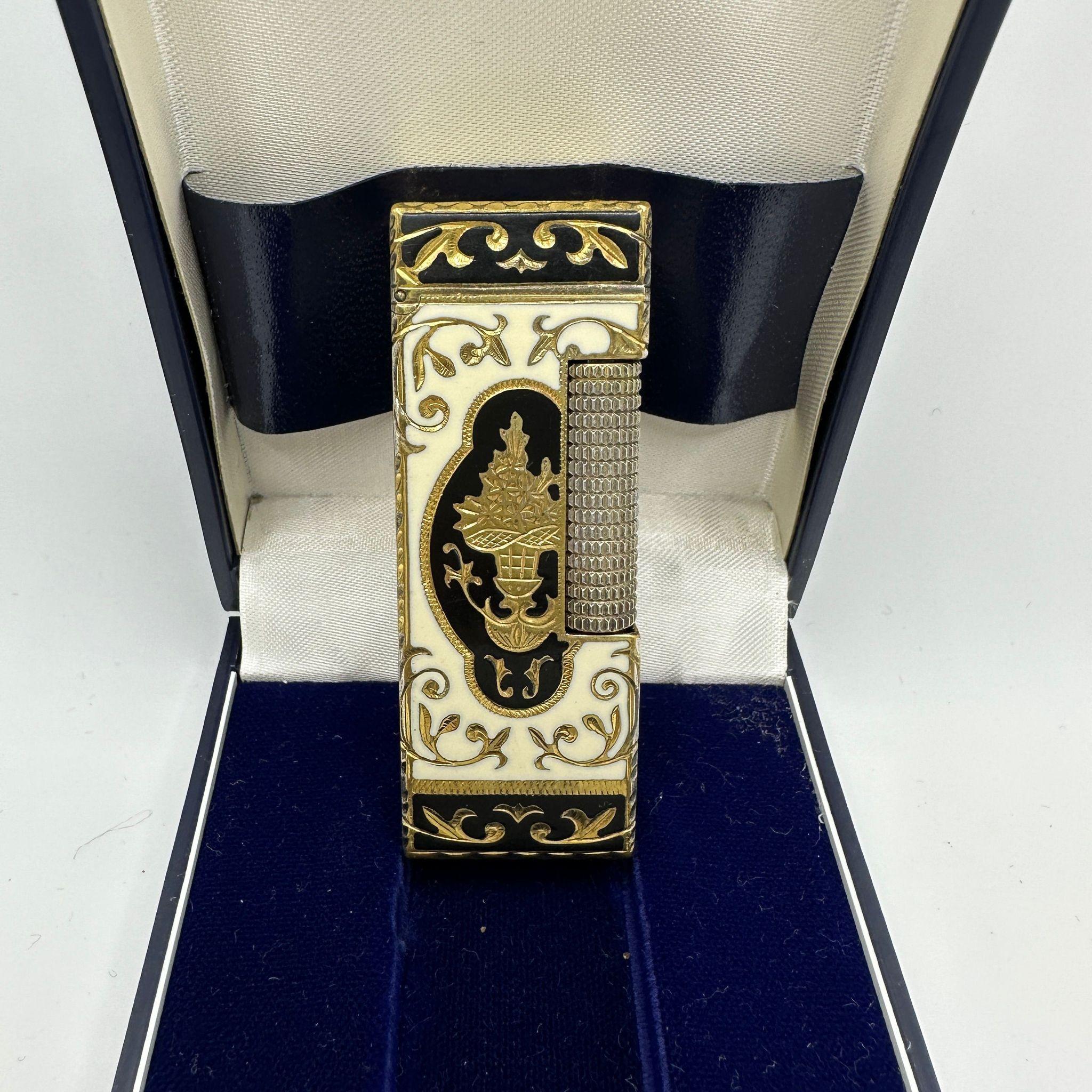 Dunhill Sehr seltene Royking Feuerzeug, 18k Vergoldung & Creme Emaille Inlay 
Feuerzeug 