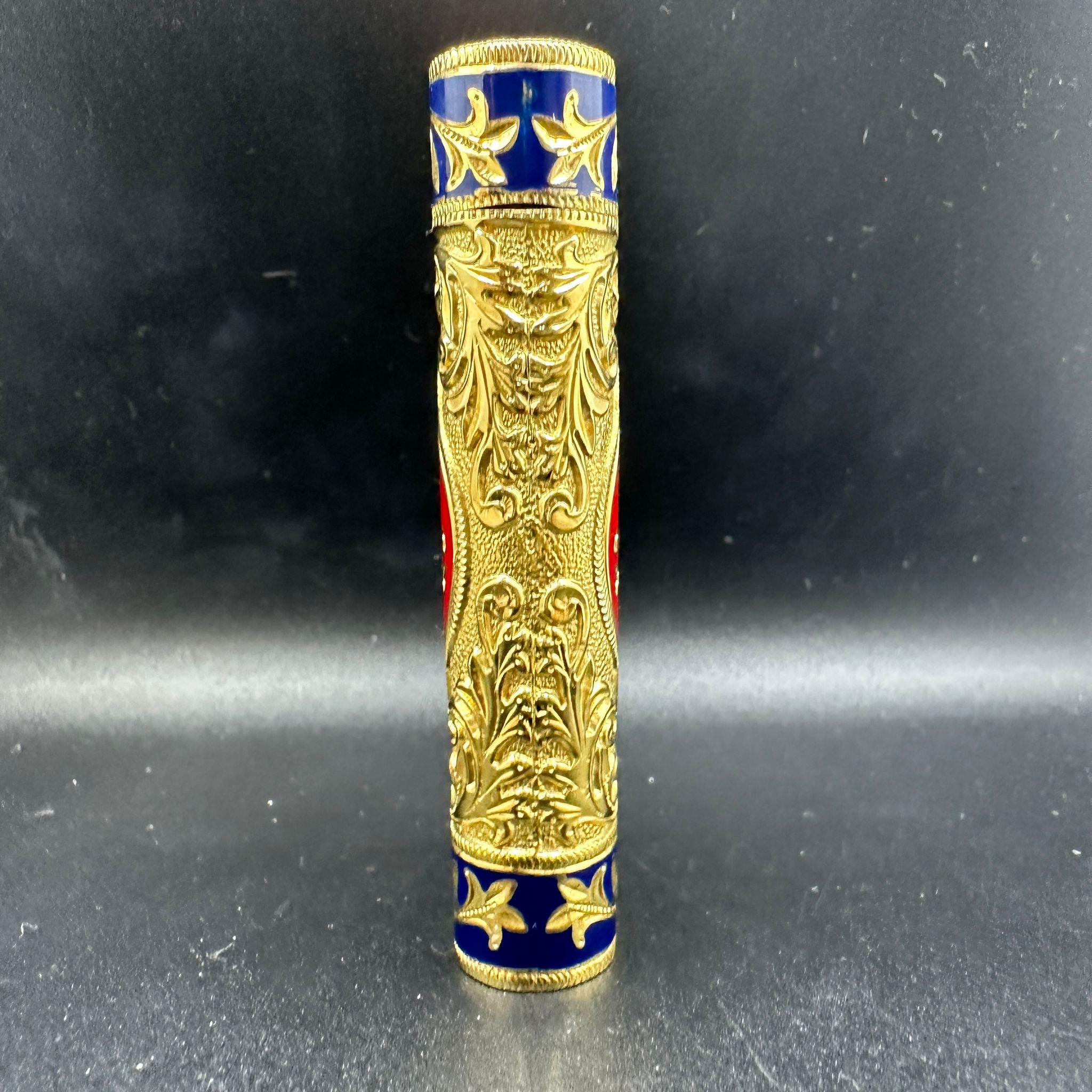 Women's or Men's Le Must de Cartier Very Rare Royking Lighter, 18k Gold Plating & Enamel Inlay 
