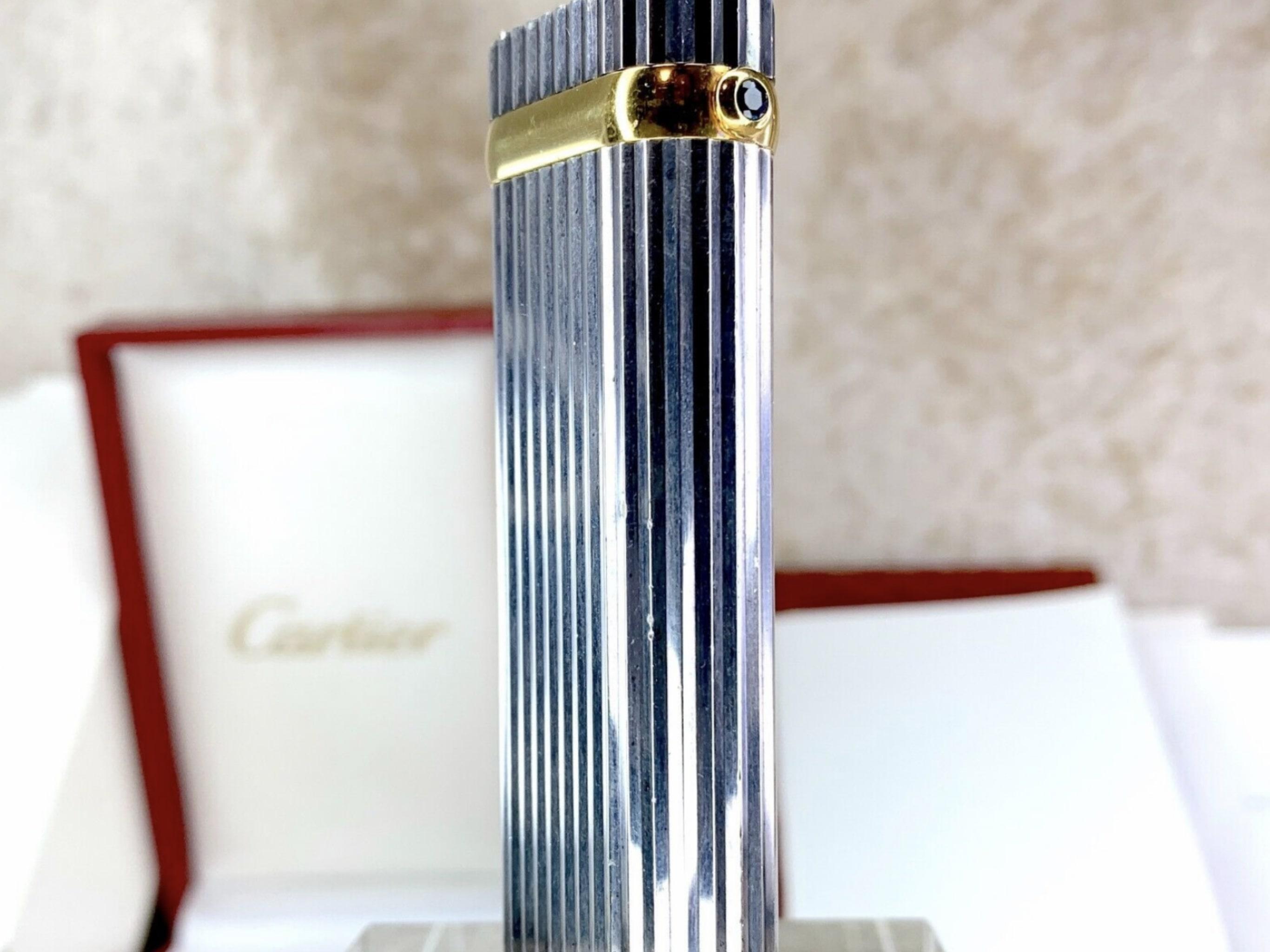 Le Must de Cartier Briquet Godron vintage en argent, saphir cabochon et or, années 90 6