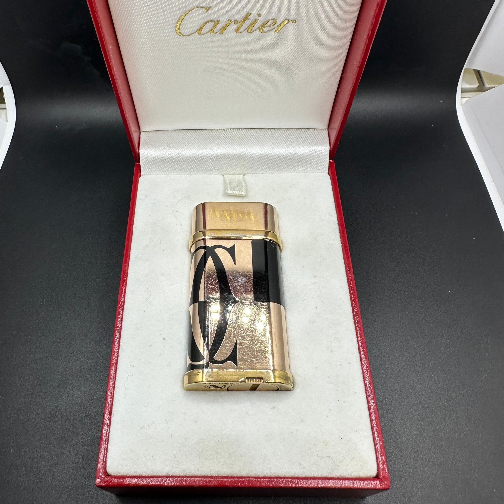 “Le Must the Cartier” Paris Logotype Yellow Gold and Black Lacquer Lighter 1