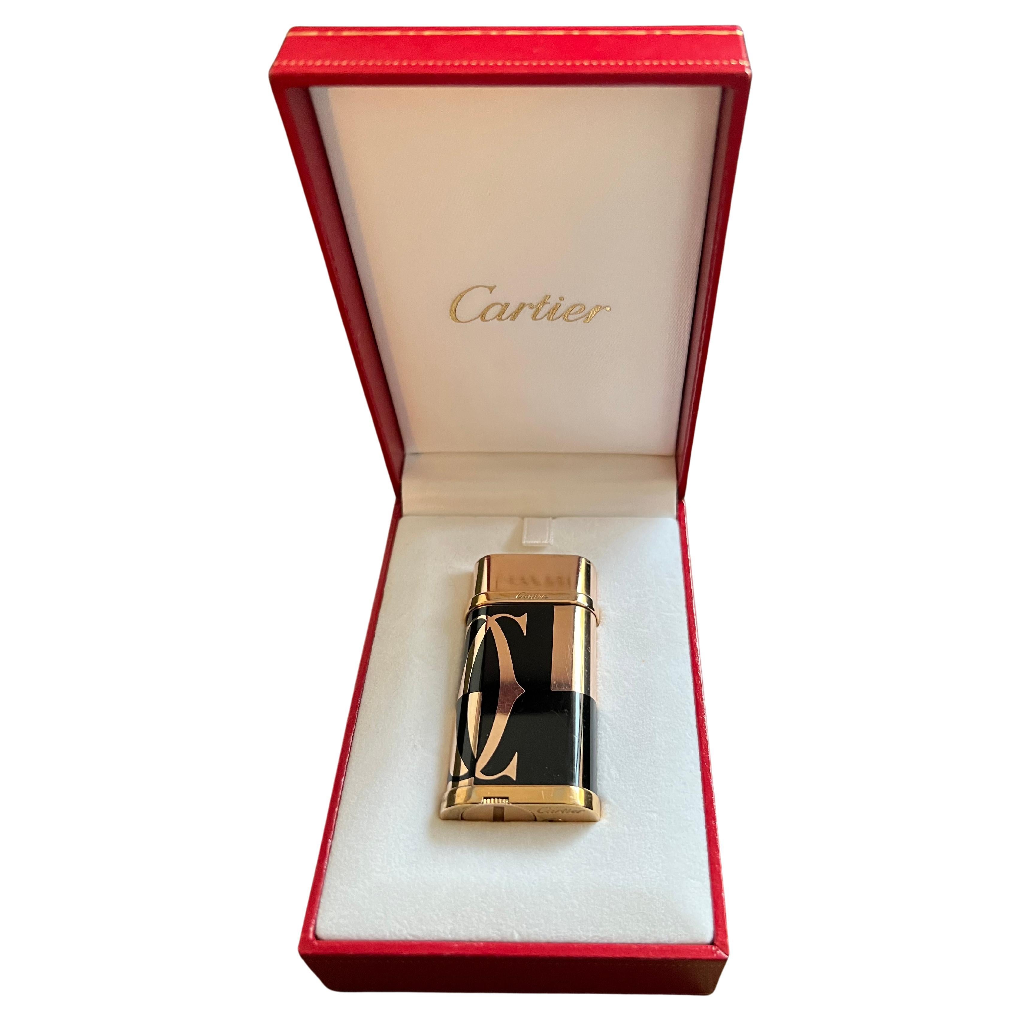 “Le Must the Cartier” Paris Logotype Yellow Gold and Black Lacquer Lighter