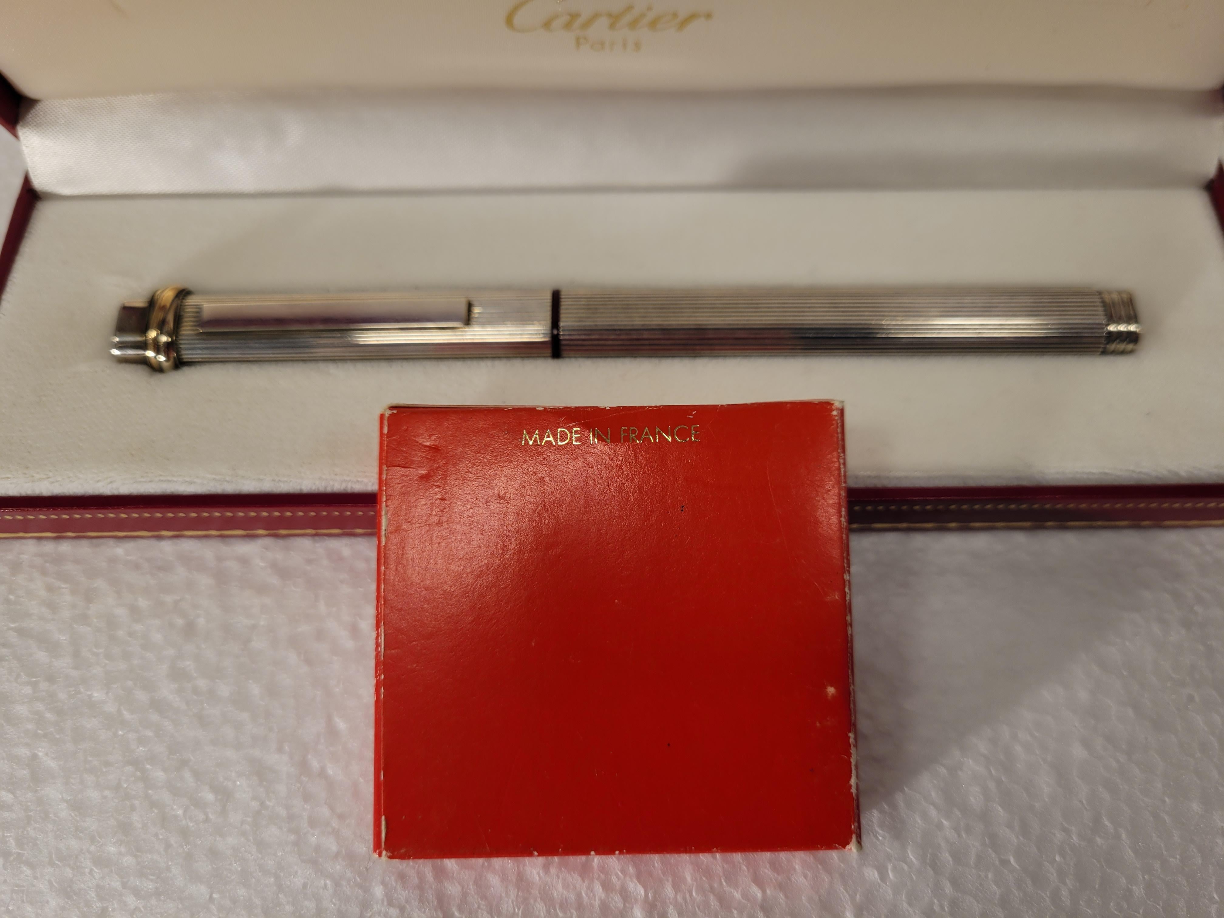 Le Must Vendome Trinity fountain Silver pen, Cartier, 90’s – France For Sale 3
