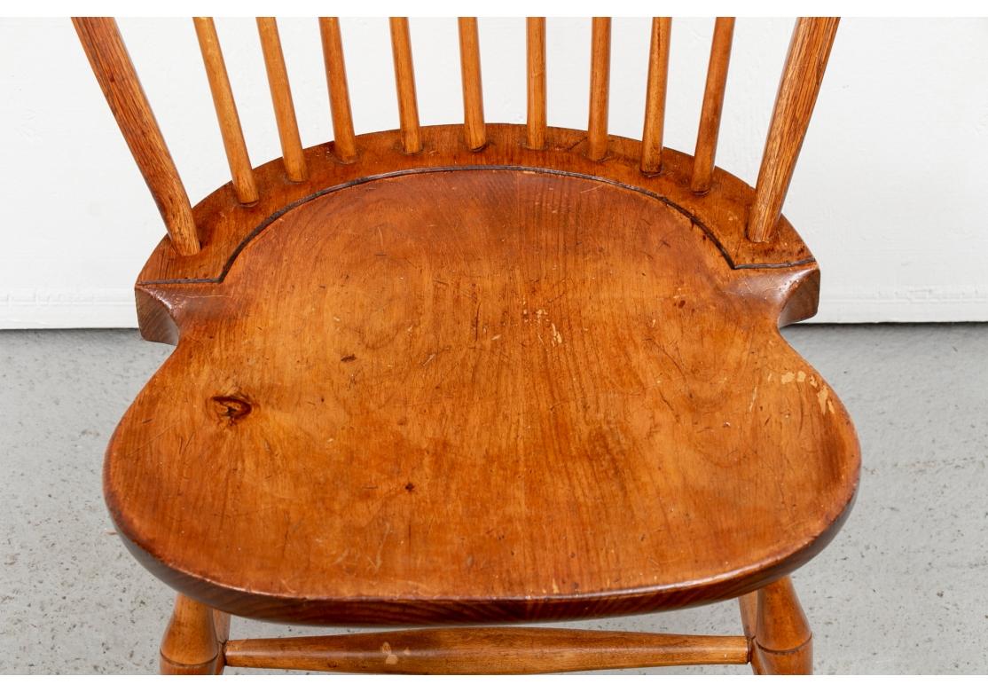 L.E. Partridge Benchmade Signed Set Of 6 Bow Back Windsor Chairs (Chaises Windsor à dossier arrondi) Abîmé - En vente à Bridgeport, CT