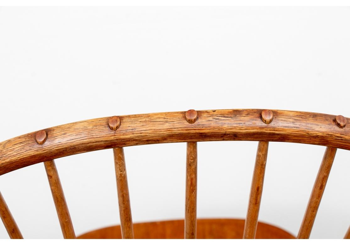 20ième siècle L.E. Partridge Benchmade Signed Set Of 6 Bow Back Windsor Chairs (Chaises Windsor à dossier arrondi) en vente