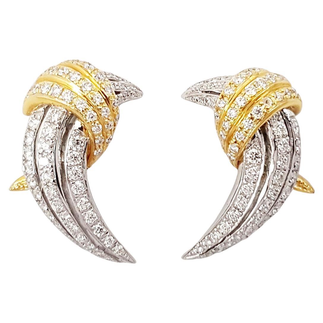 Le Phoenix Diamond Earrings Set in 18K Gold Settings For Sale