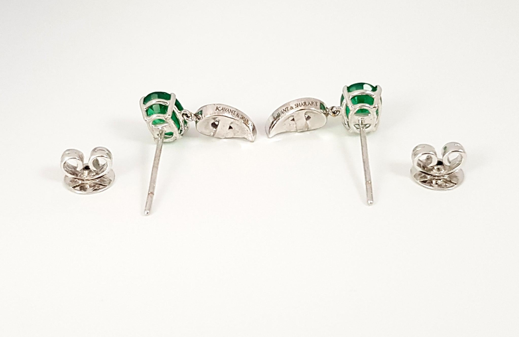 Le Phoenix Emerald Earrings Set in 18K White Gold Settings For Sale 2