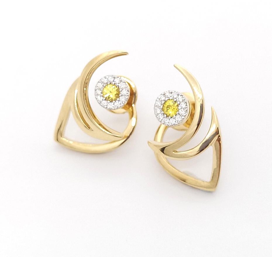 Le Phoenix over the Moon Yellow Sapphire and Diamond Earrings 18k Gold For Sale 1