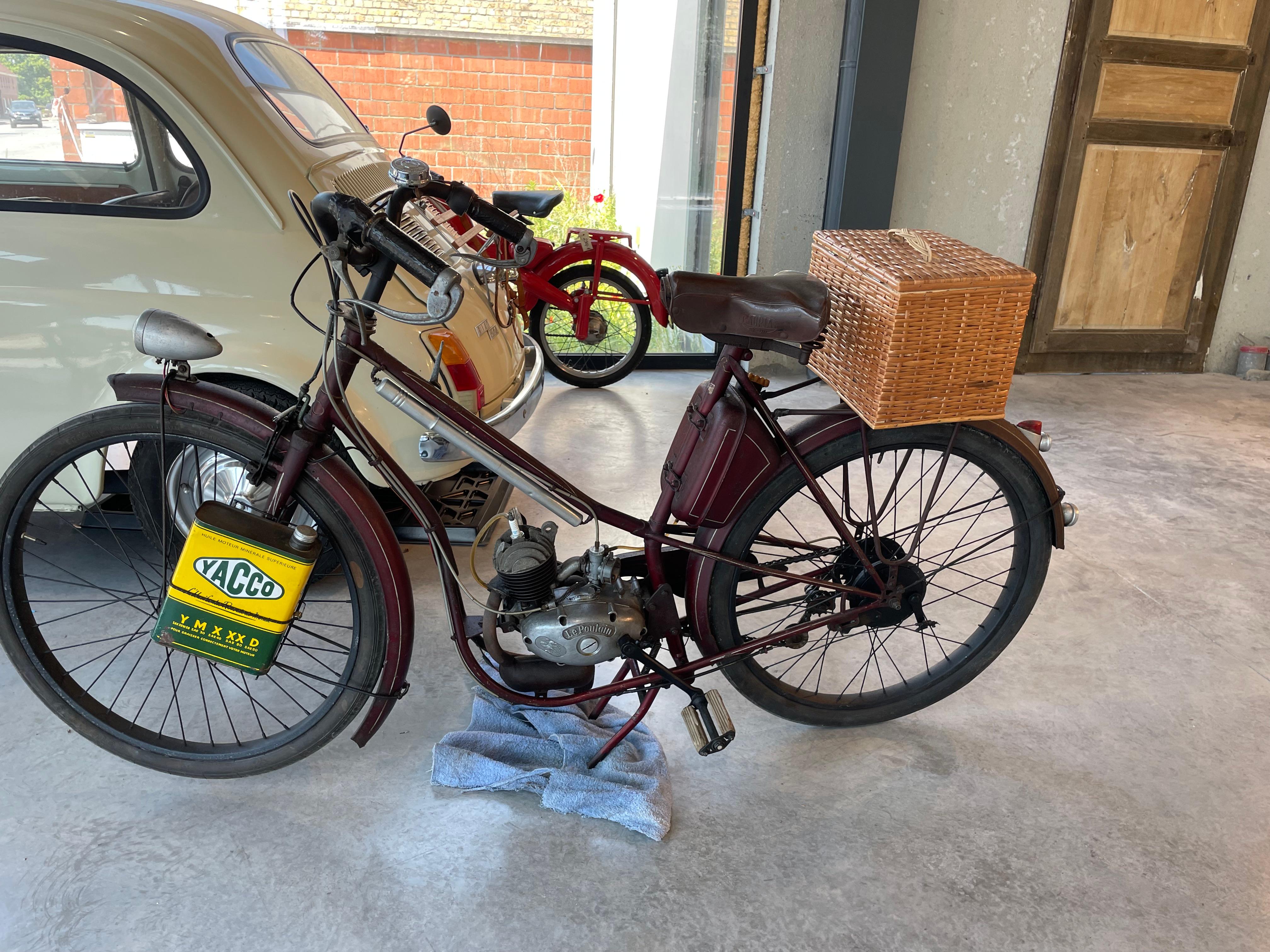 Decorative motorbike of the 50's - 60's, it does run but needs a bit of tender loving care, a truly fun item.