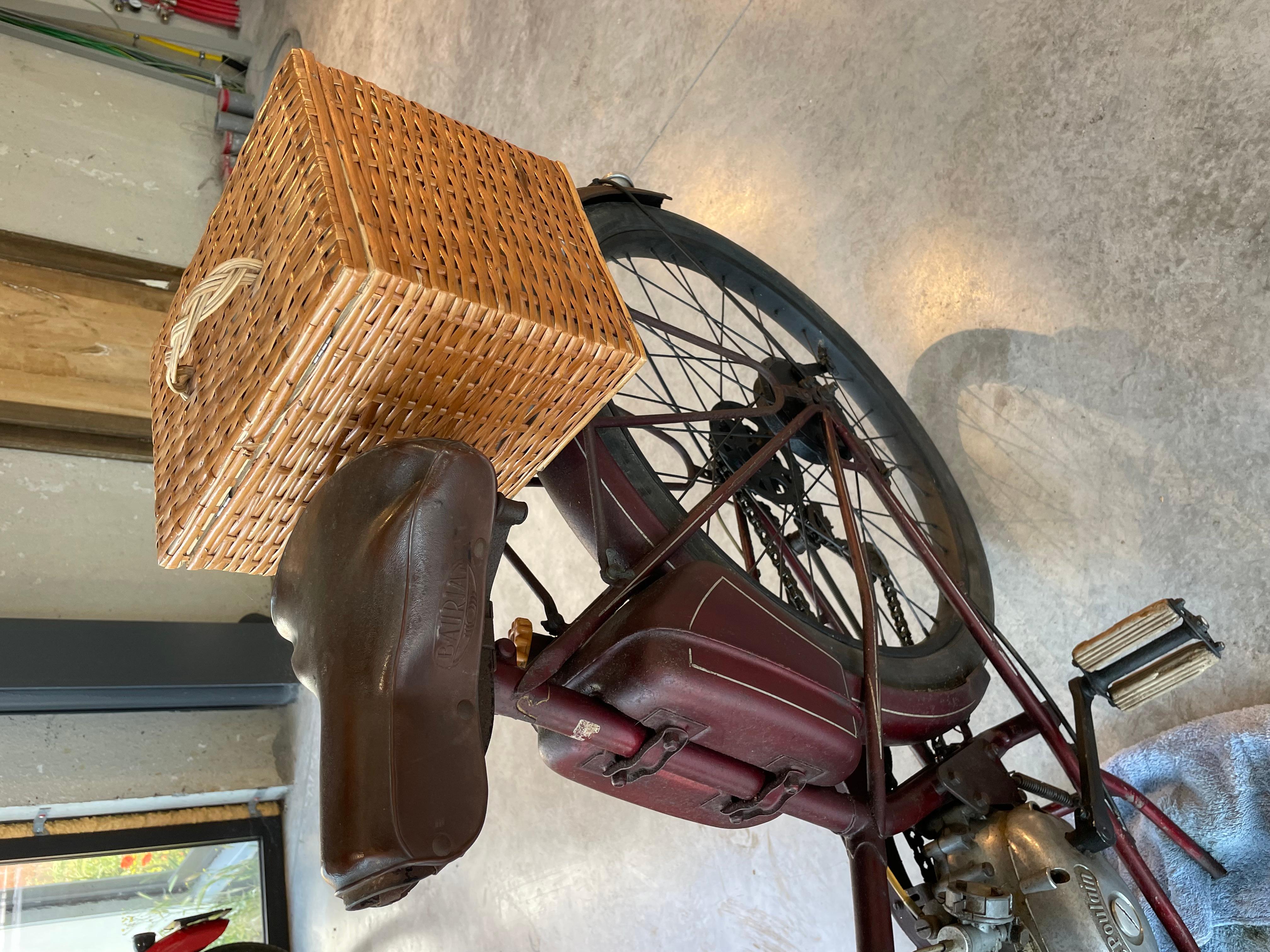 Le Poulain Original Decorative Motorcycle In Distressed Condition For Sale In Zedelgem, BE