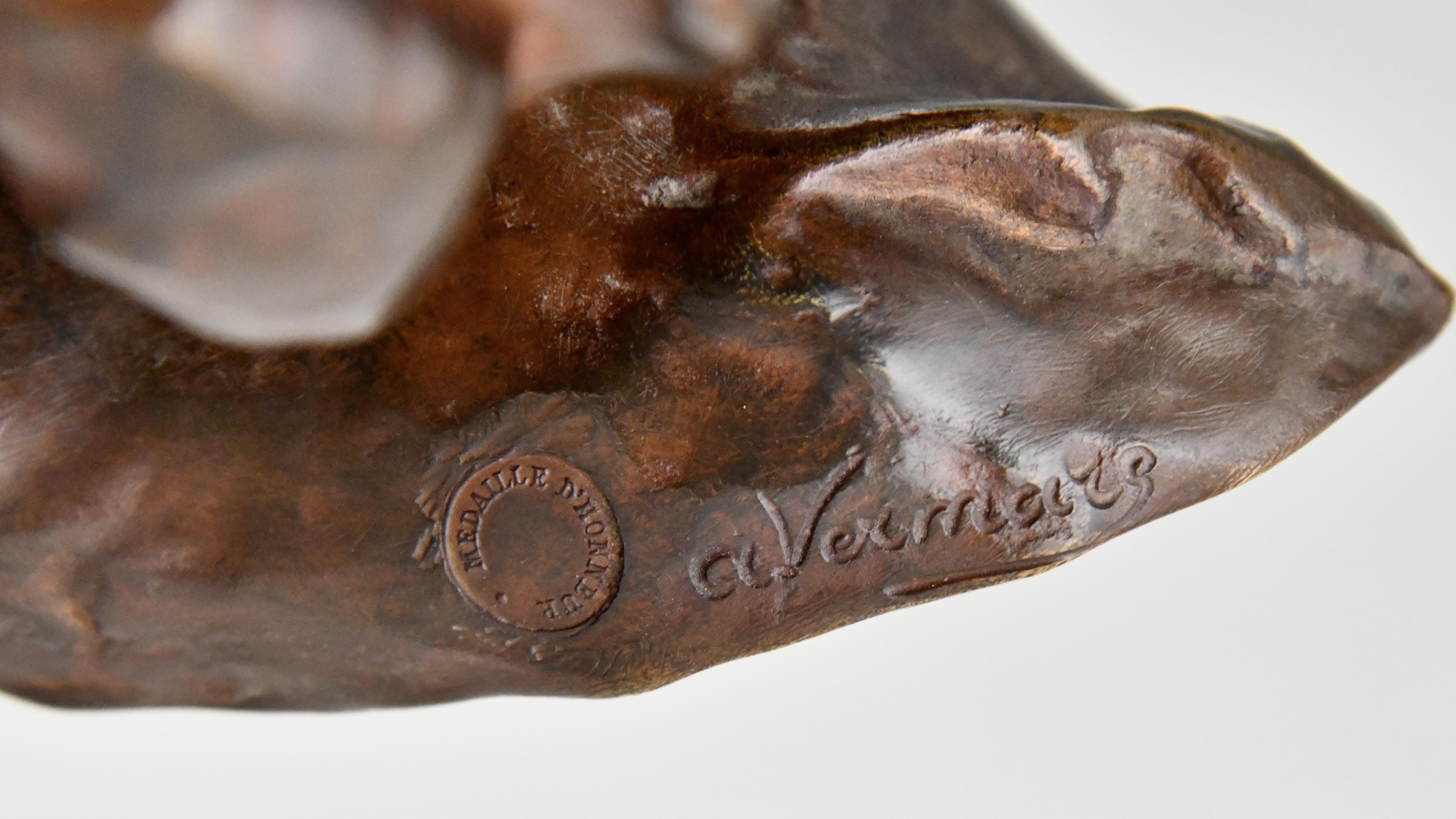 LE RHONE Escultura Art Decó de bronce de un hombre firmada por André César Vermare en venta 5