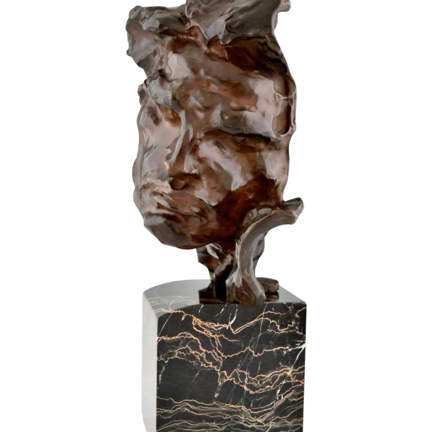 LE RHONE Escultura Art Decó de bronce de un hombre firmada por André César Vermare en Bueno estado para la venta en Antwerp, BE