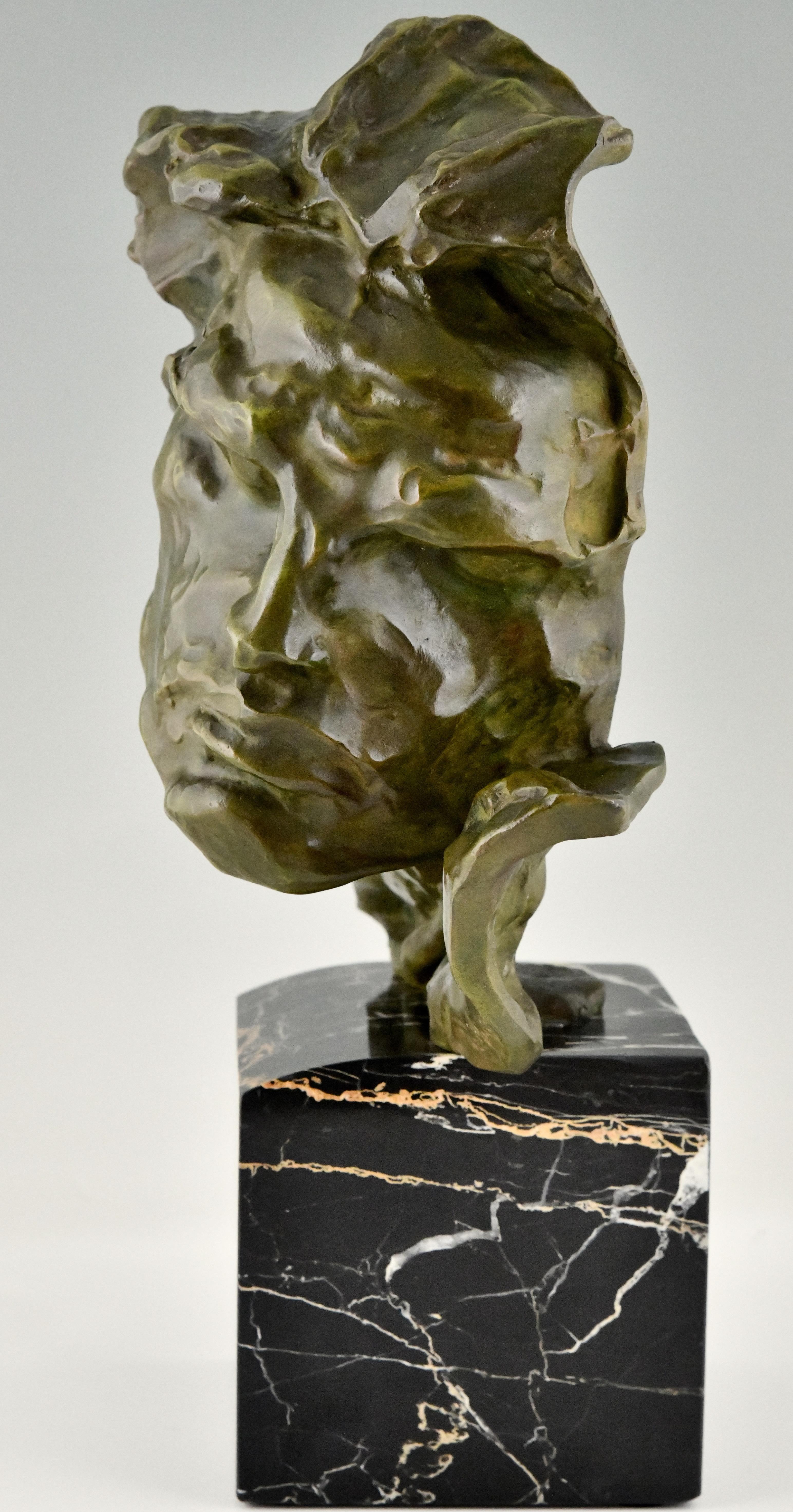 Le Rhône Sculpture en bronze Art Déco d'un homme signée par André César Vermare Bon état à Antwerp, BE