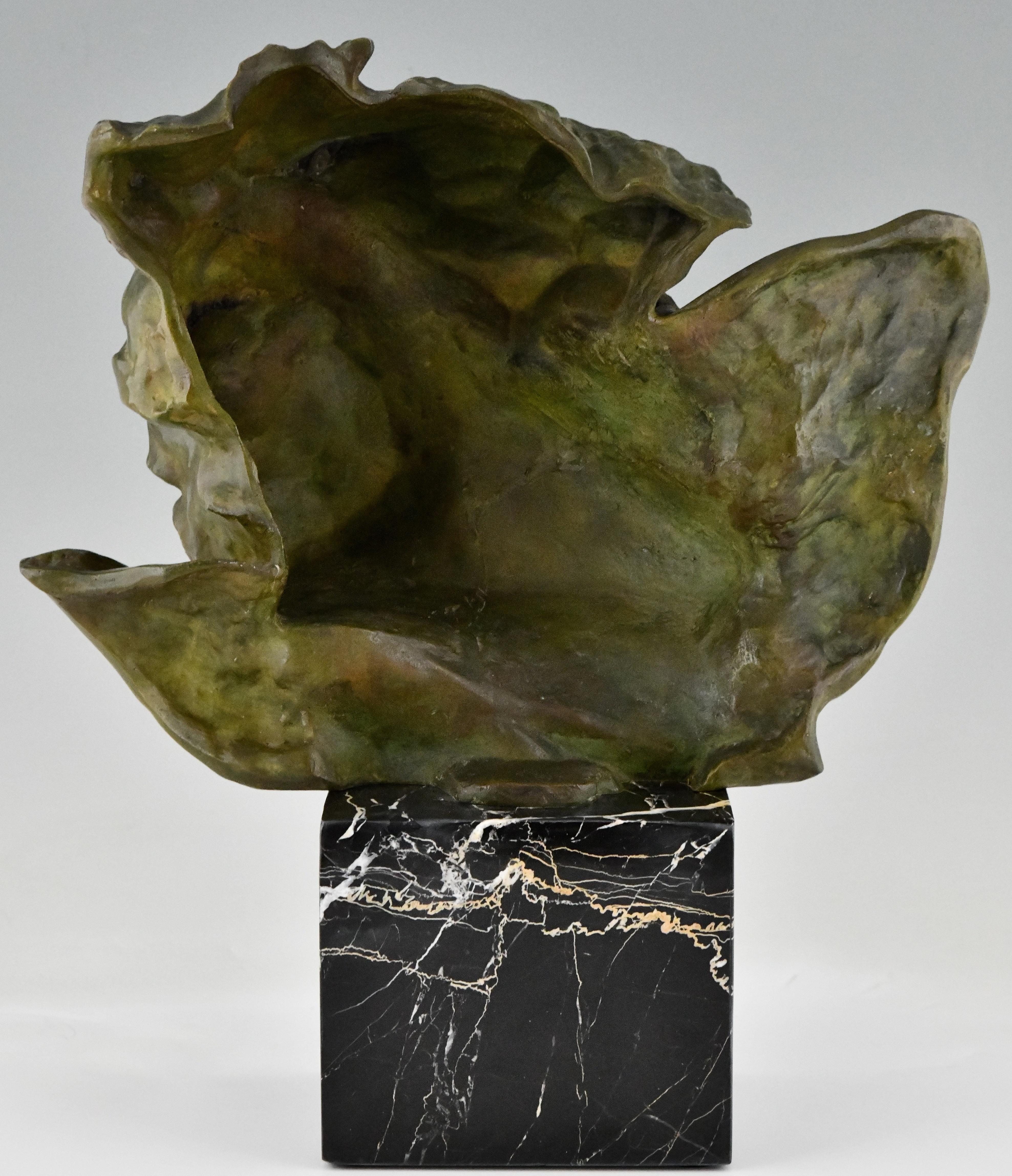 Début du 20ème siècle Le Rhône Sculpture en bronze Art Déco d'un homme signée par André César Vermare