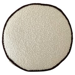 Le Rond Piped Wool Bouclé Cushion, Egg White/Chocolate