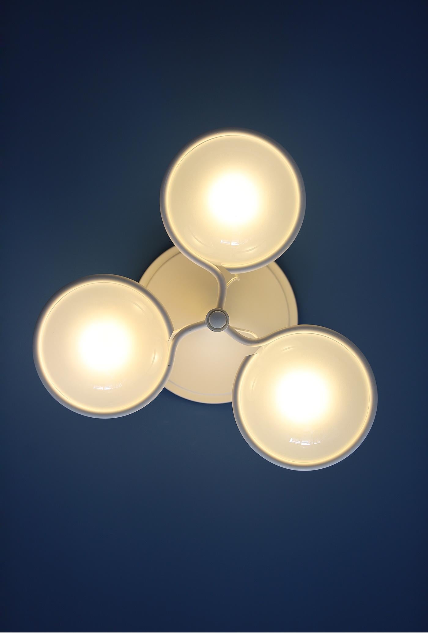 ' Le Sfere Plafone 2042/3  ceiling lamp by Gino Sarfatti for Arteluce 1960s For Sale 5