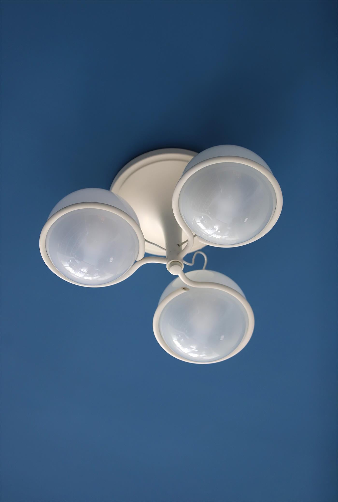 ' Le Sfere Plafone 2042/3  ceiling lamp by Gino Sarfatti for Arteluce 1960s In Good Condition For Sale In Antwerpen, Antwerp