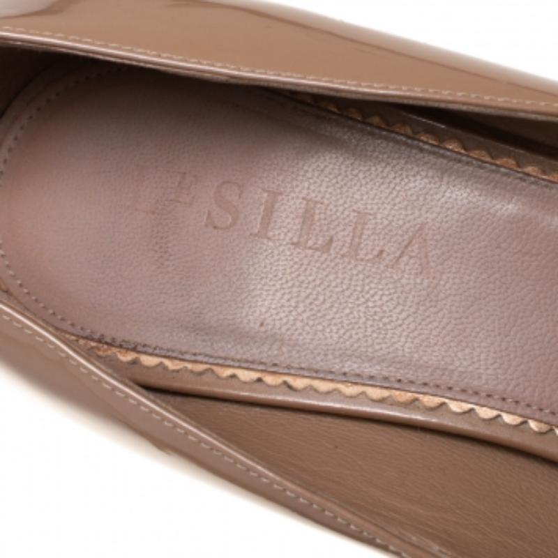 Le Silla Beige Patent Leather Peep Toe Platform Pumps Size 38 For Sale 1