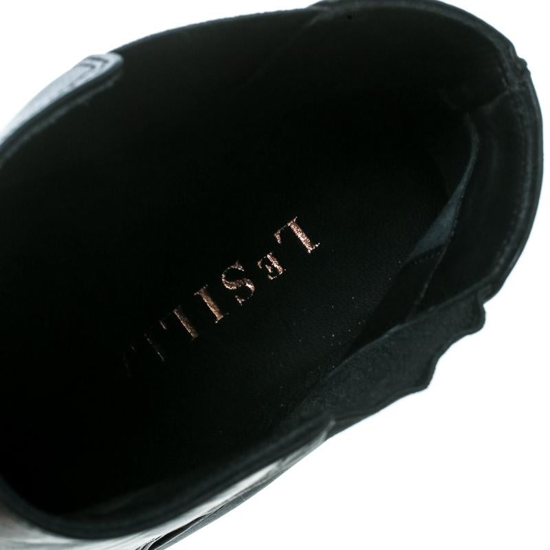 Le Silla Black Leather Wedge Ankle Boots Size 40 In New Condition In Dubai, Al Qouz 2