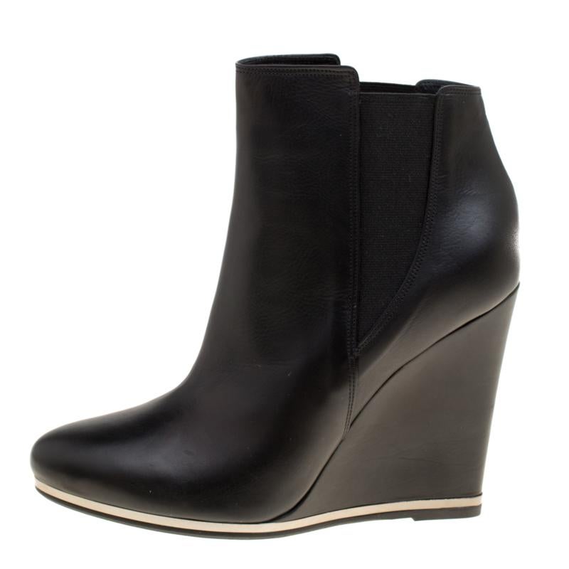 Le Silla Black Leather Wedge Heel Ankle Boots Size 39 In New Condition In Dubai, Al Qouz 2