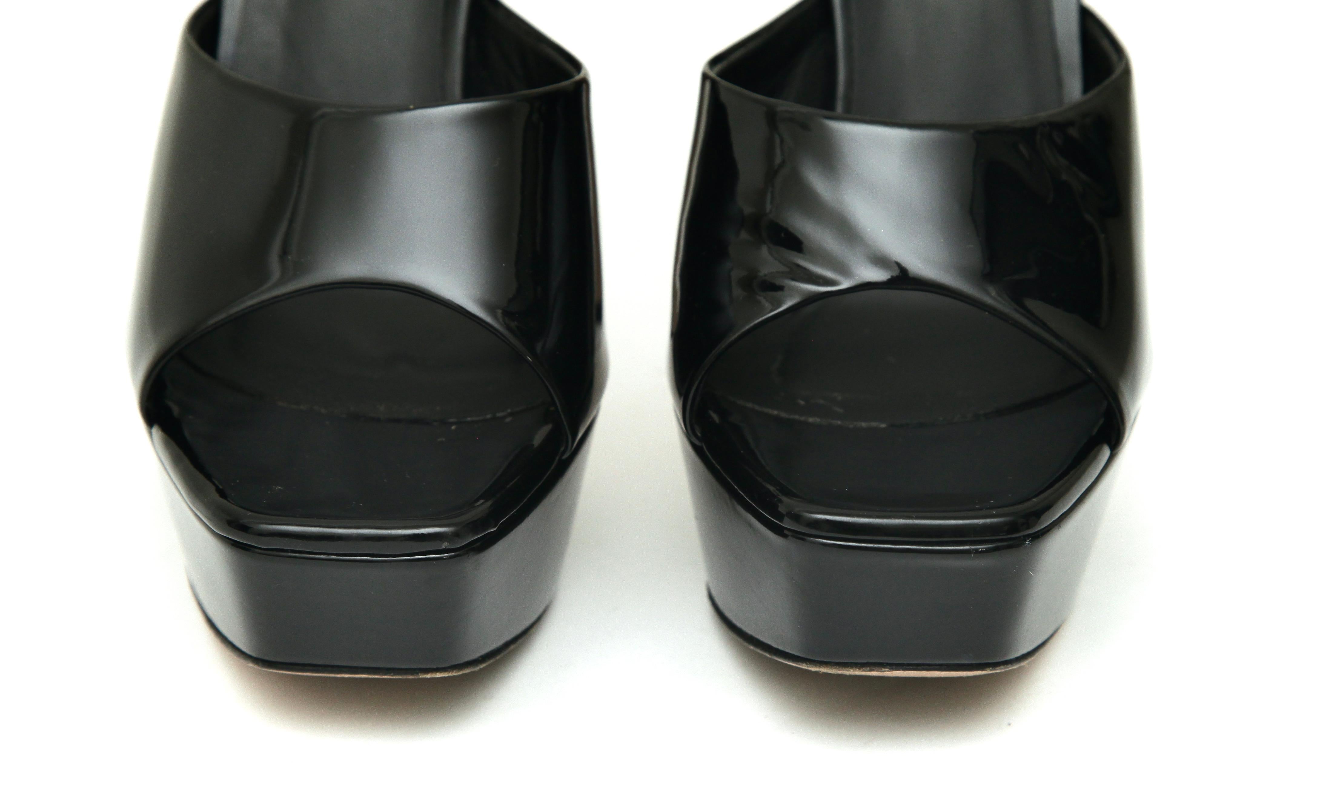 LE SILLA Cuir verni noir RESORT Mule Sandale Plateforme Talon Slip On 38 $790 en vente 1