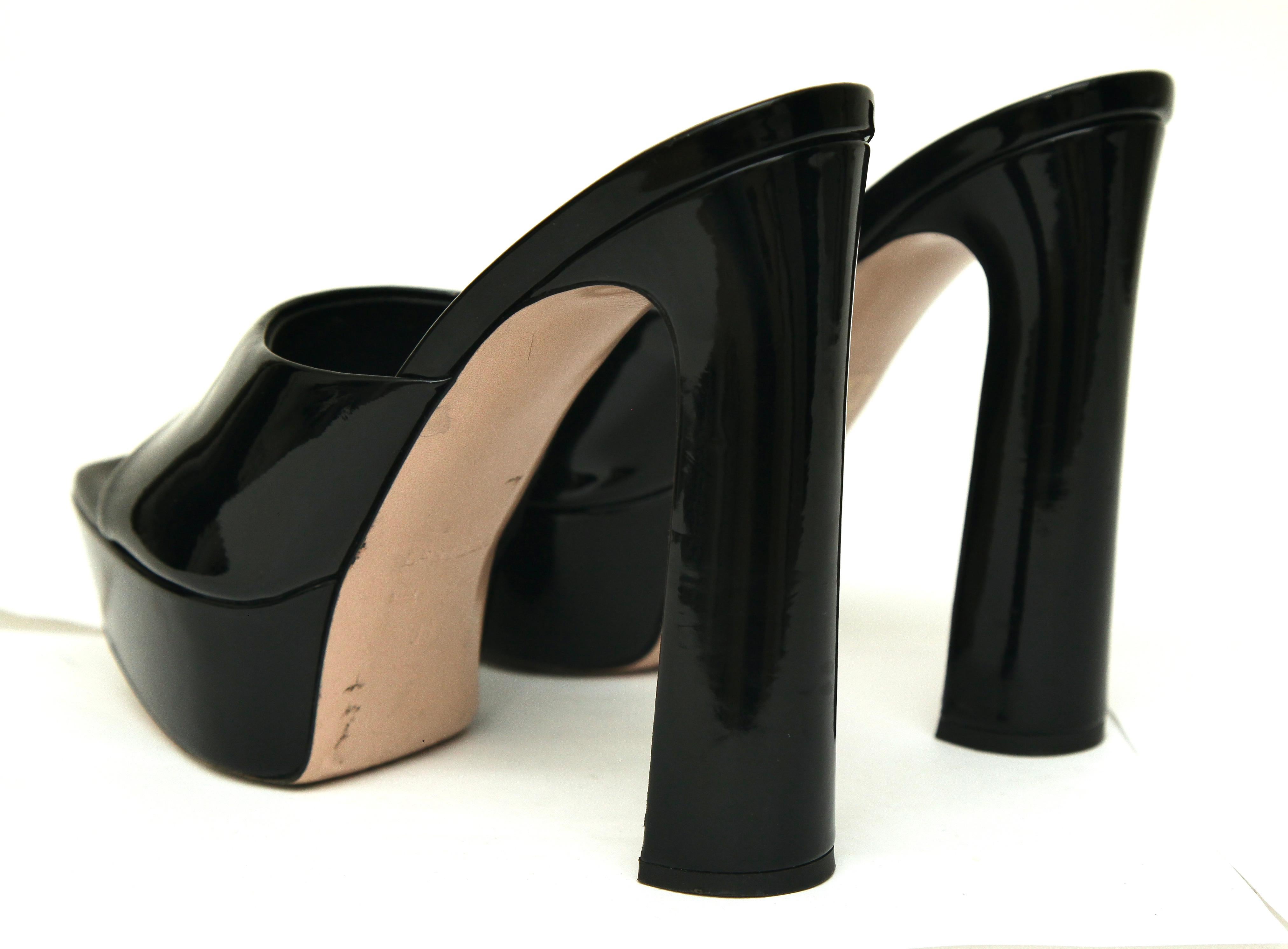 LE SILLA Black Patent Leather RESORT Mule Sandal Platform Heel Slip On 38 $790 For Sale 3