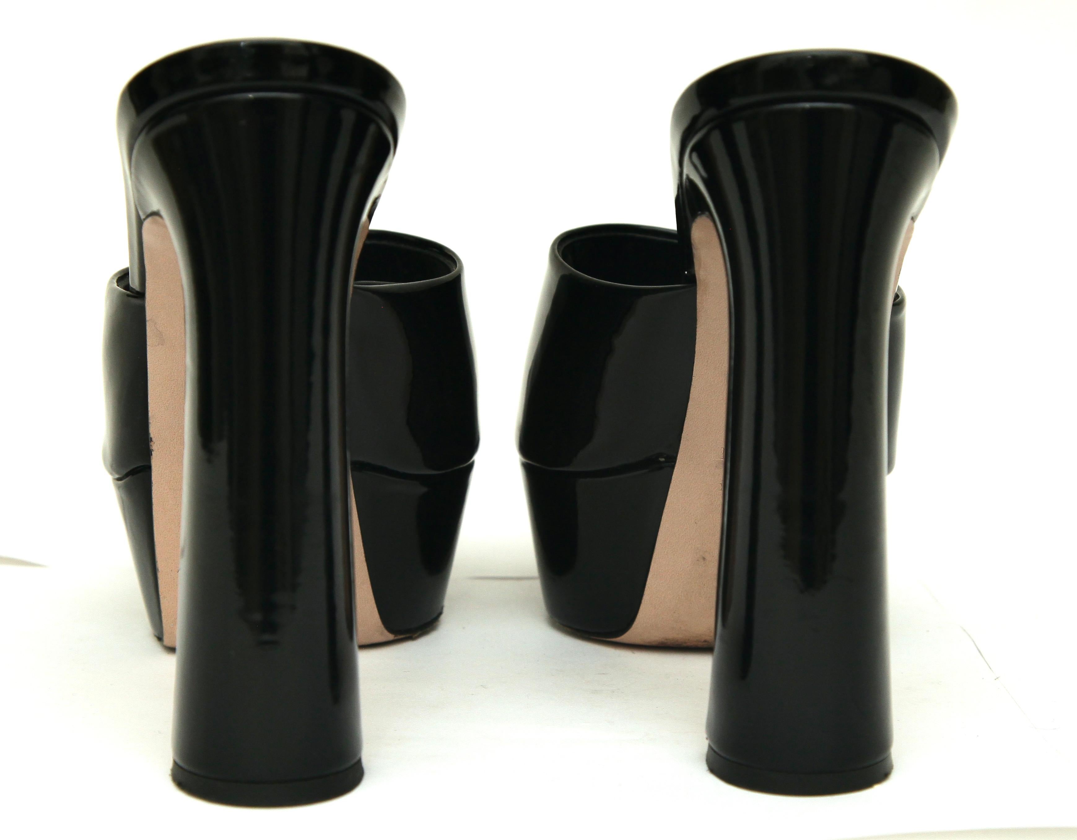 LE SILLA Black Patent Leather RESORT Mule Sandal Platform Heel Slip On 38 $790 For Sale 4