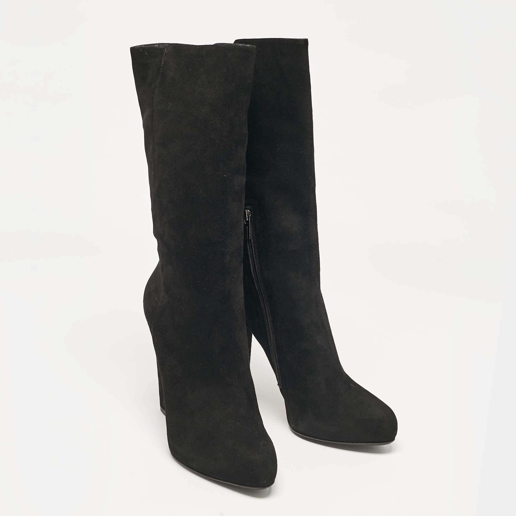 Le Silla Bottes en daim noir Taille 41 Neuf - En vente à Dubai, Al Qouz 2