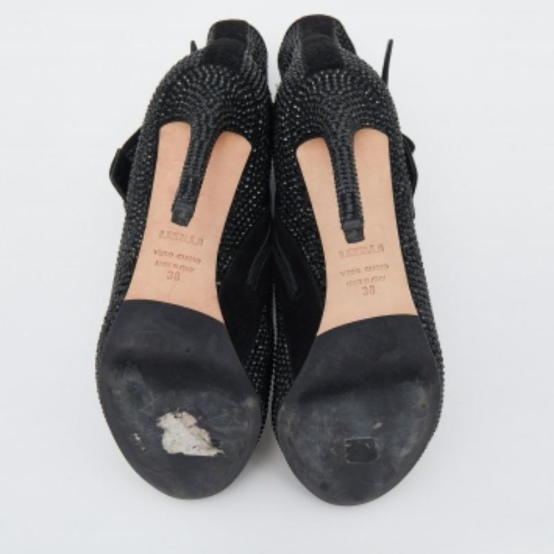 Le Silla Black Suede Embellished Ankle Boots Size 38 en vente 2