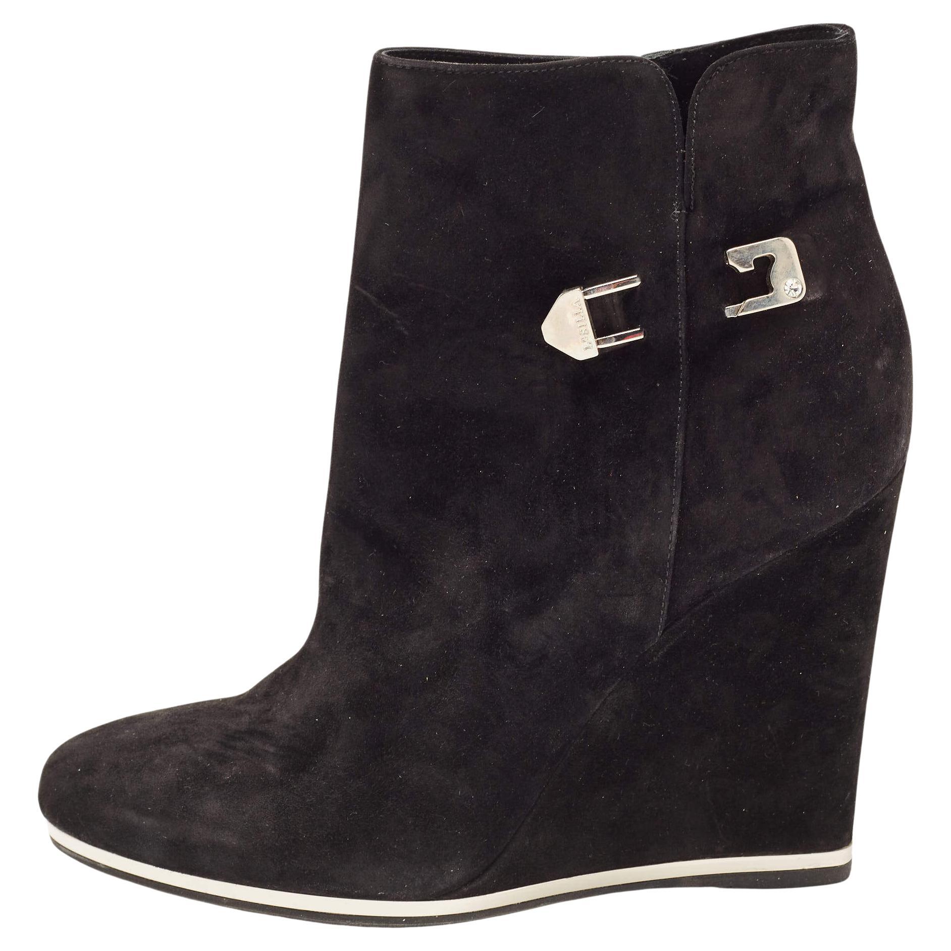 Le Silla Black Suede Wedge Ankle Boots Size 40 For Sale