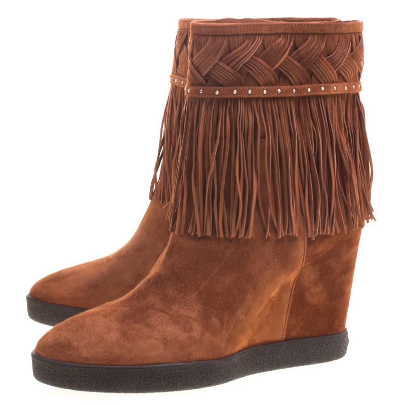 Le Silla Brown Suede Concealed Fringed Wedge Boots Size 36 In New Condition In Dubai, Al Qouz 2