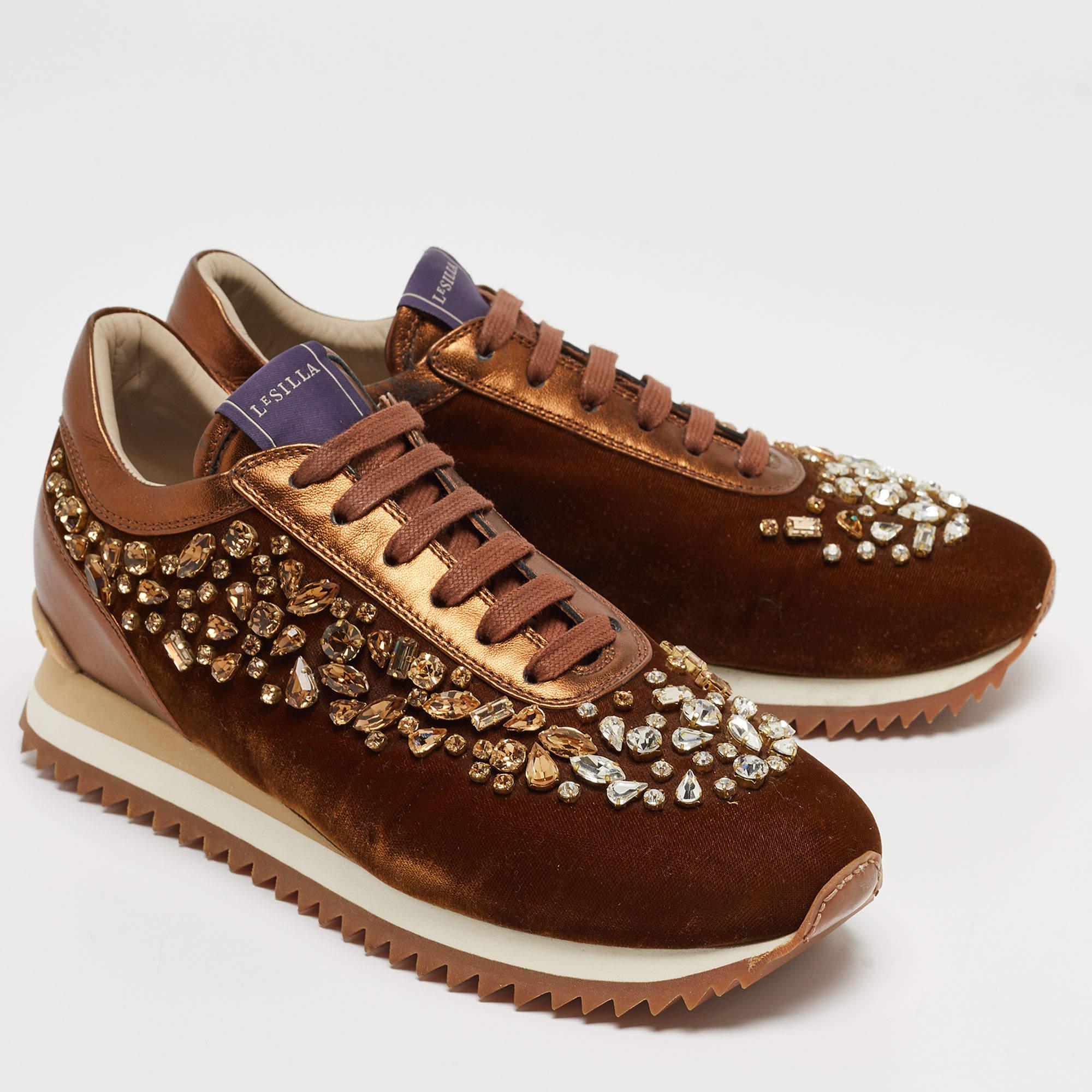 Women's Le Silla Brown Velvet and Leather Crystal Embellished Low Top Sneakers Size 38.5 For Sale
