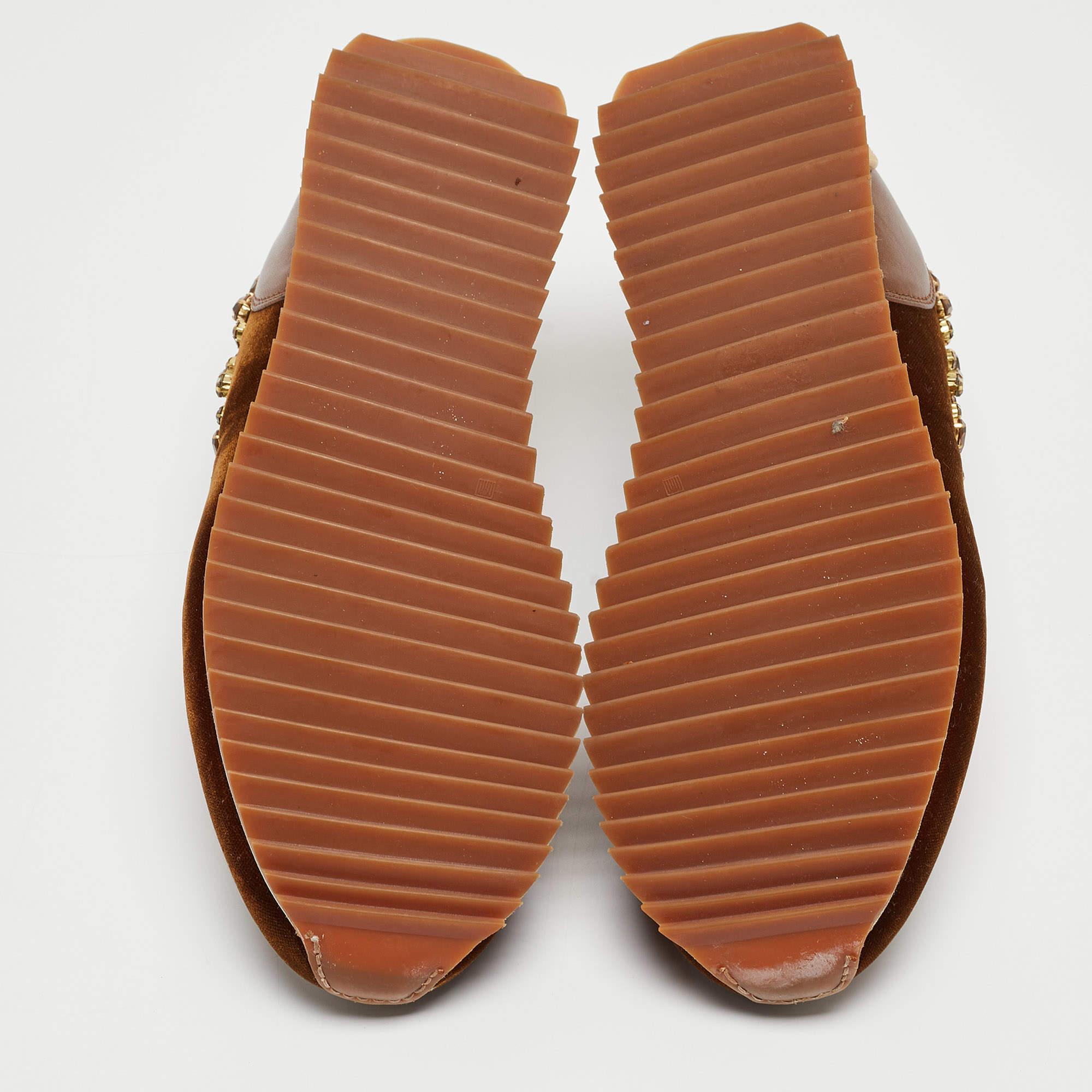 Le Silla Brown Velvet and Leather Crystal Embellished Low Top Sneakers Size 38.5 For Sale 2