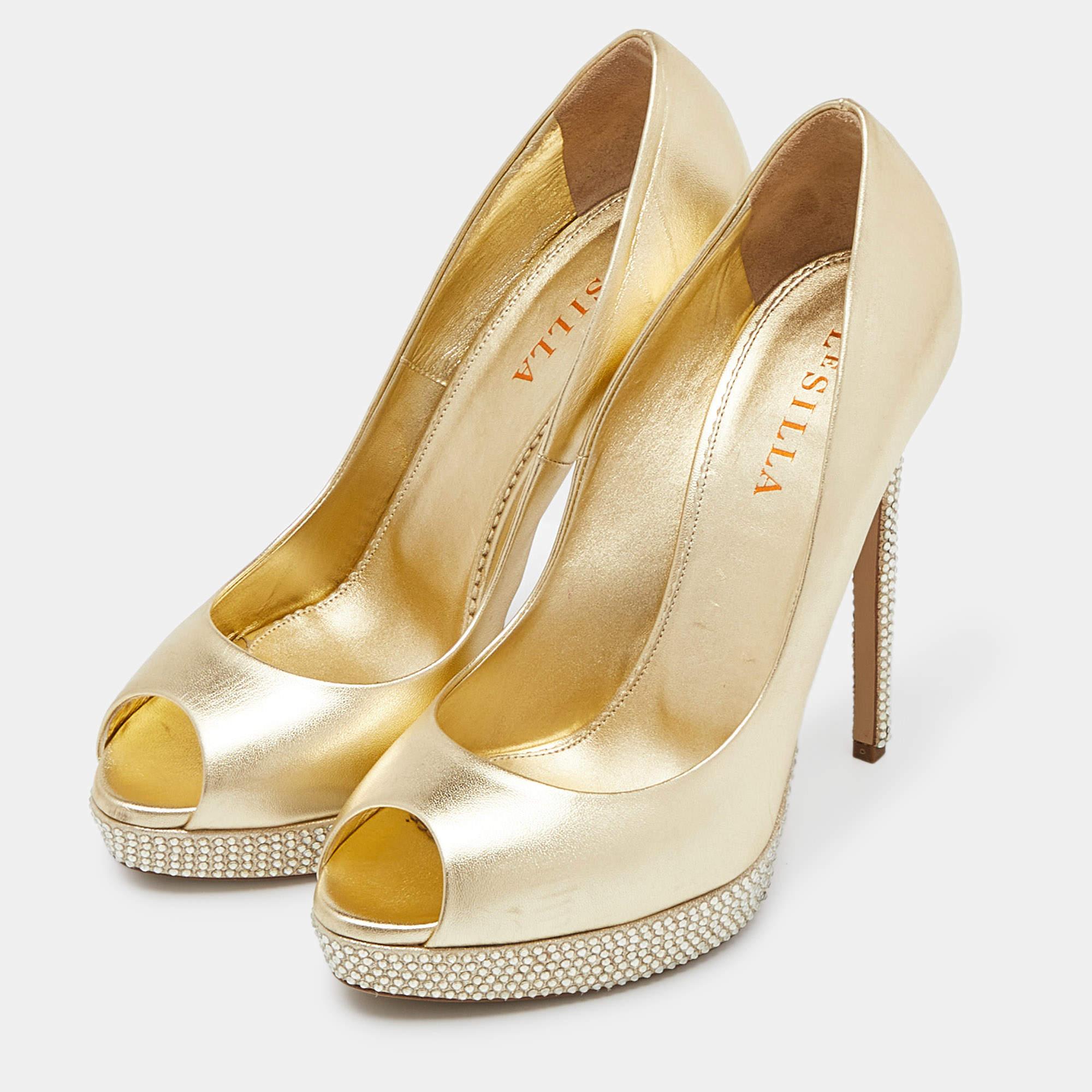 Make a chic style statement with these designer pumps. They showcase sturdy heels and durable soles perfect for your fashionable outings