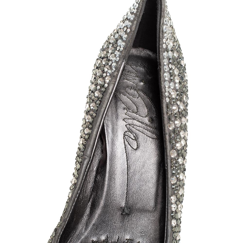 Women's Le Silla Grey Satin Crystal Embellished Peep Toe Platform Pumps Size 37 For Sale