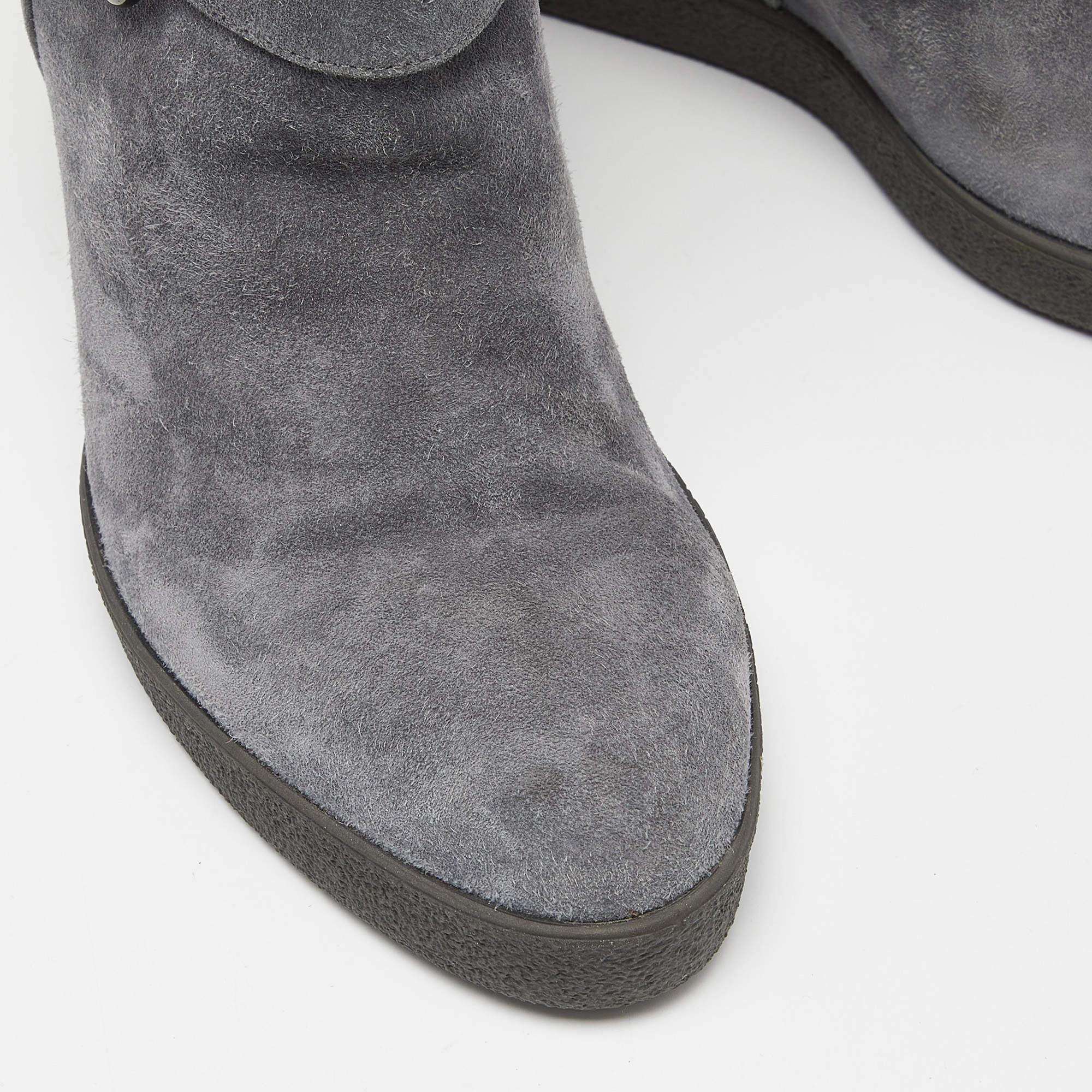 Le Silla Grey Suede Crystal Embellished Wedge Ankle Boots Size 38 For Sale 3