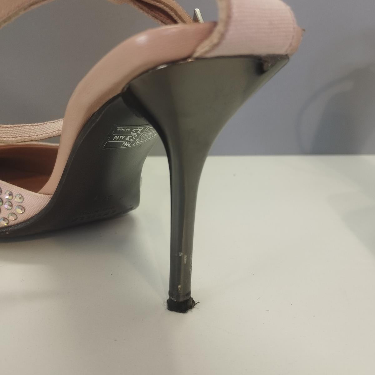 Le Silla Jewel Shoe IT 37,5 en vente 2