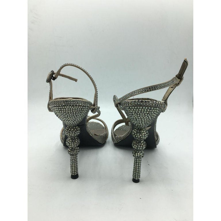 LE SILLA Light Grey Leather Heels with Pearl Lining