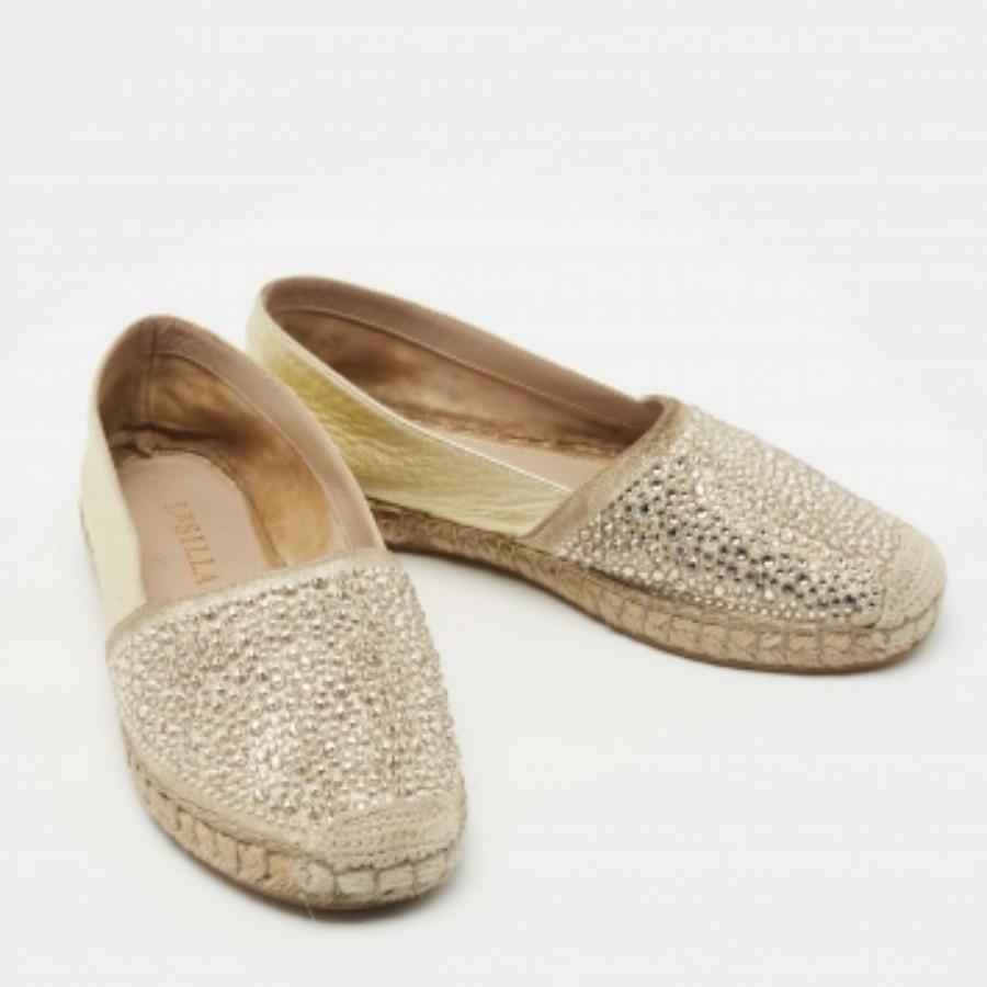 Le Silla Espadrilles flache Espadrilles aus goldenem Leder mit Kristallverzierungen, Metallic, Größe 36 (Gold) im Angebot
