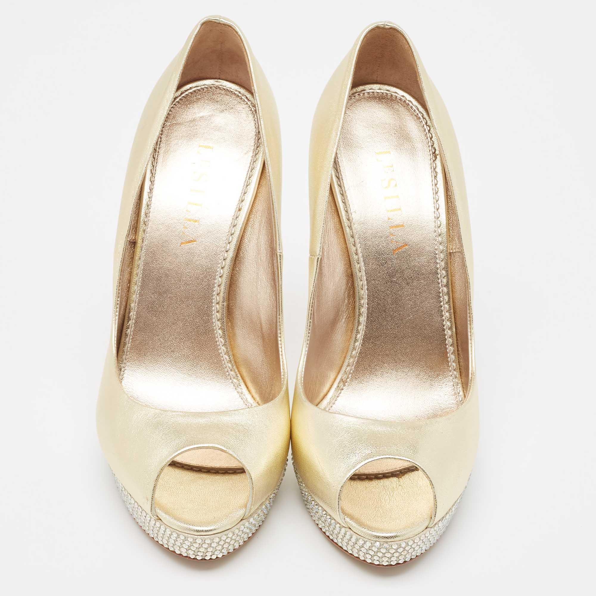 Oro Le Silla Pumps Peep Toe in pelle oro metallizzato misura 38,5 in vendita