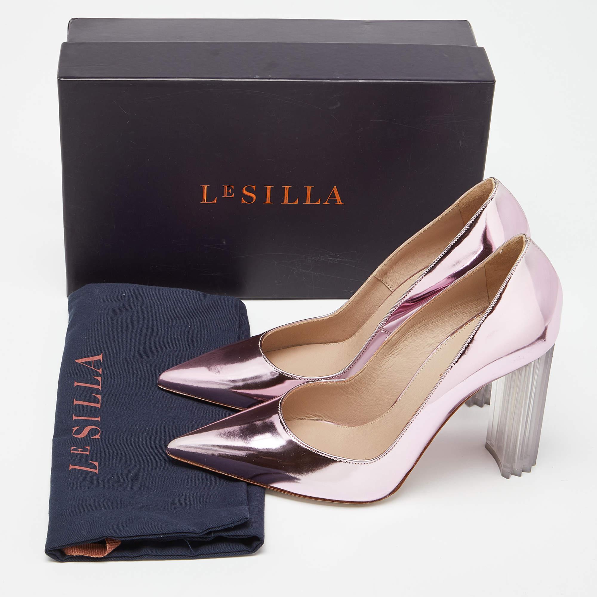 Le Silla Rose Pink Mirror Leather Fergie Iris Pumps Taglia 37.5 in vendita 4