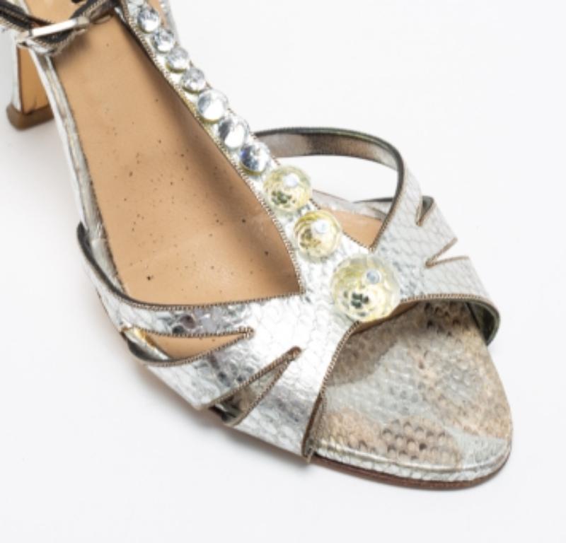 Le Silla Silver Python Embossed Leather T-Strap Platform Sandals Size 37.5 Pour femmes en vente