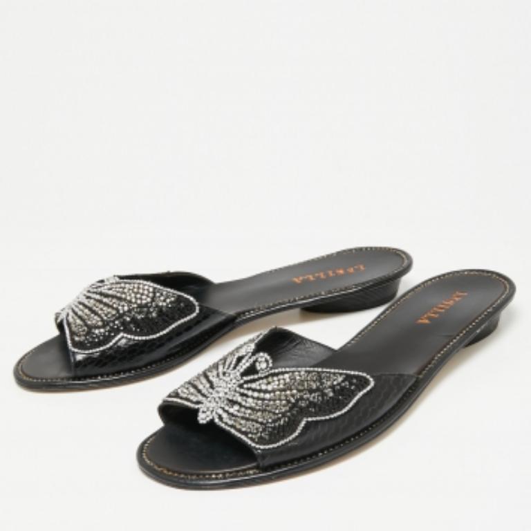 Le Silla - Sandales papillon en cuir et peau de serpent - Taille 37 Bon état - En vente à Dubai, Al Qouz 2