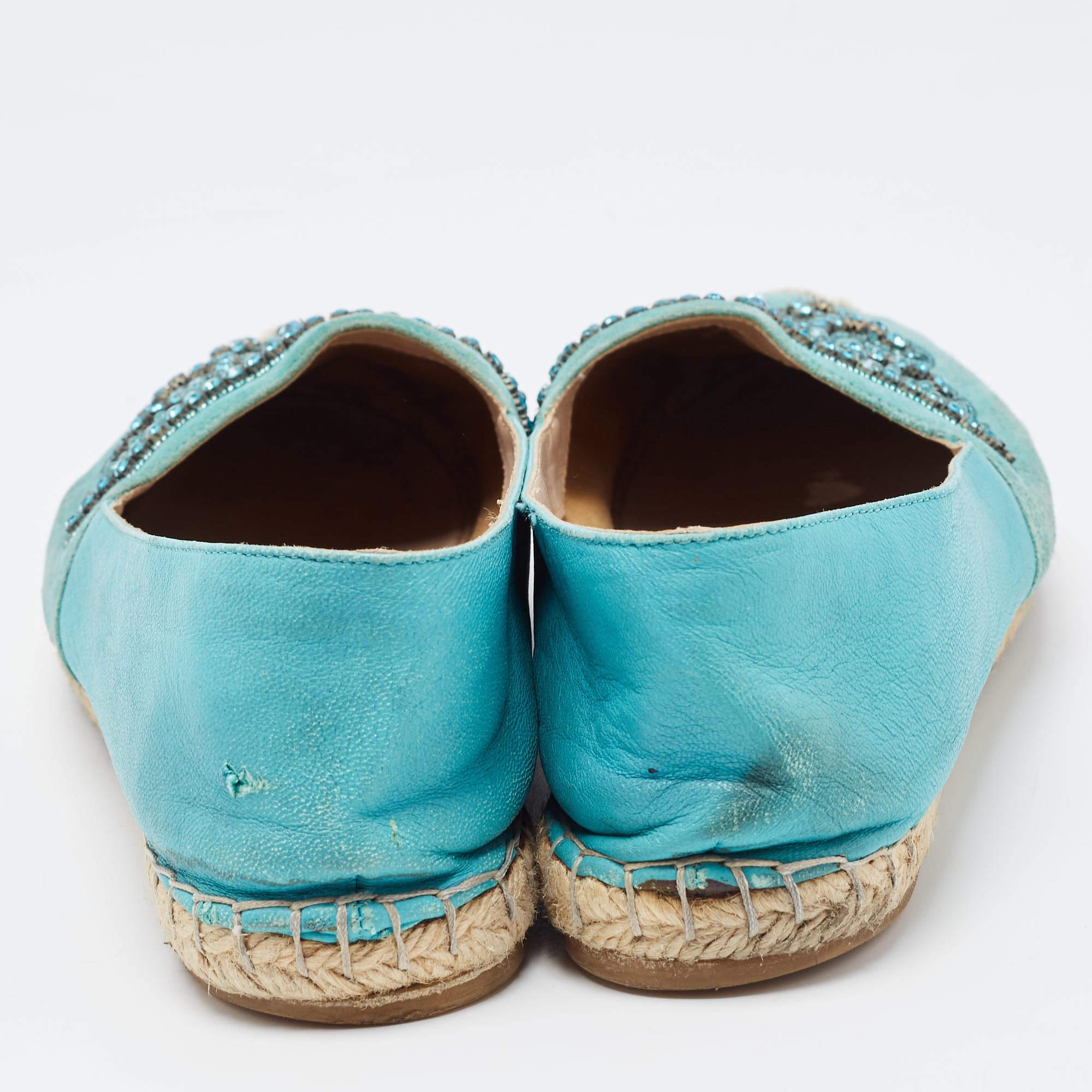Le Silla Turquoise Suede and Leather Crystal Embellished Espadrille Size 39 For Sale 2