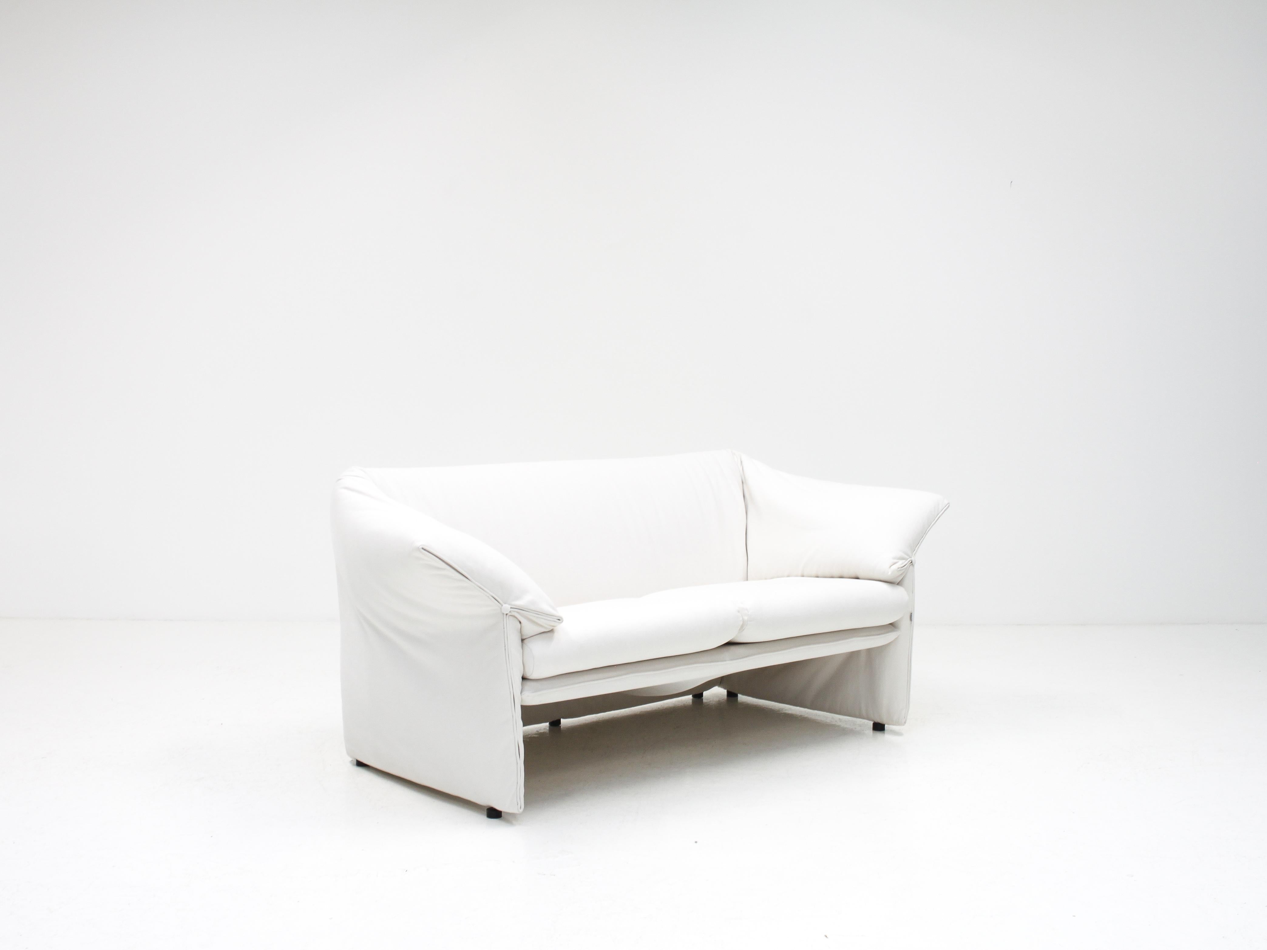  'Le Stelle' Loveseat Sofa by Mario Bellini for B&B Italia, 1974, Reupholstered 7