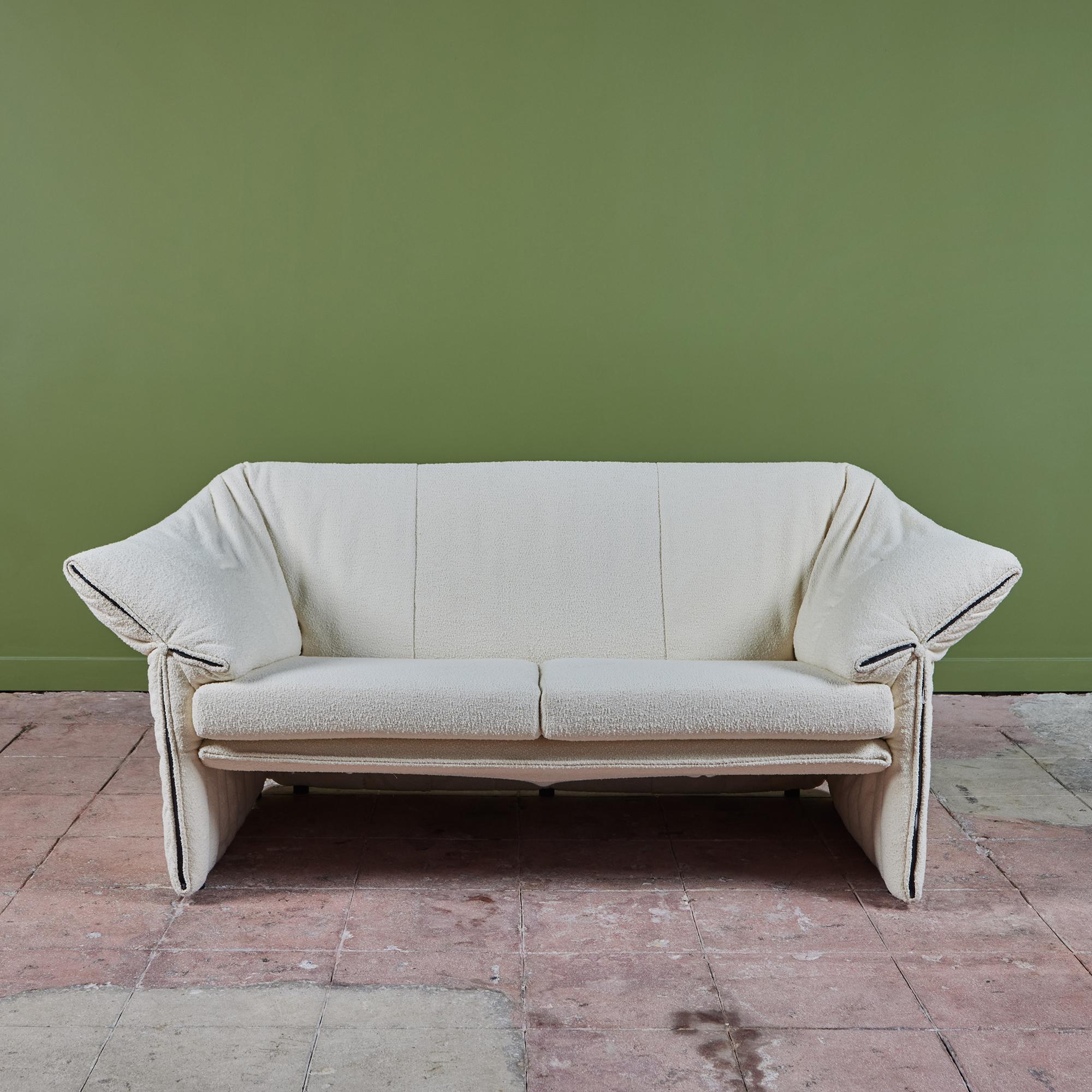 „Le Stelle“ Loveseat-Sofa von Mario Bellini für B&B Italia (Postmoderne) im Angebot