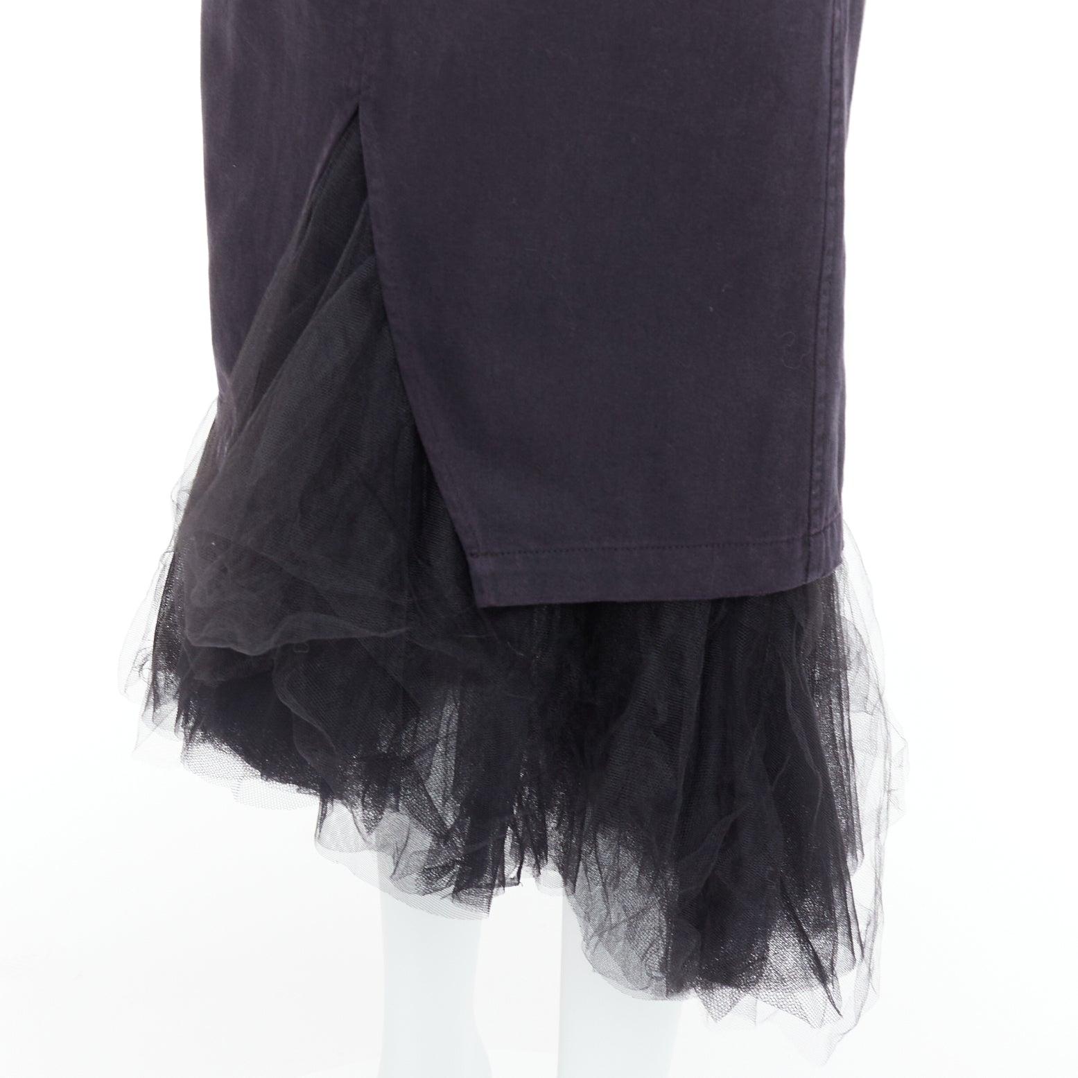 LE SUPERBE gonna midi in denim nero con orlo in tulle e bottoni di cristallo US0 XS
Riferimento: CNLE/A00395
Marchio: Le Superbe
Materiale: Sembra cotone
Colore: nero
Modello: Tinta unita
Chiusura: Zip Fly
Dettagli extra: Bottone di
