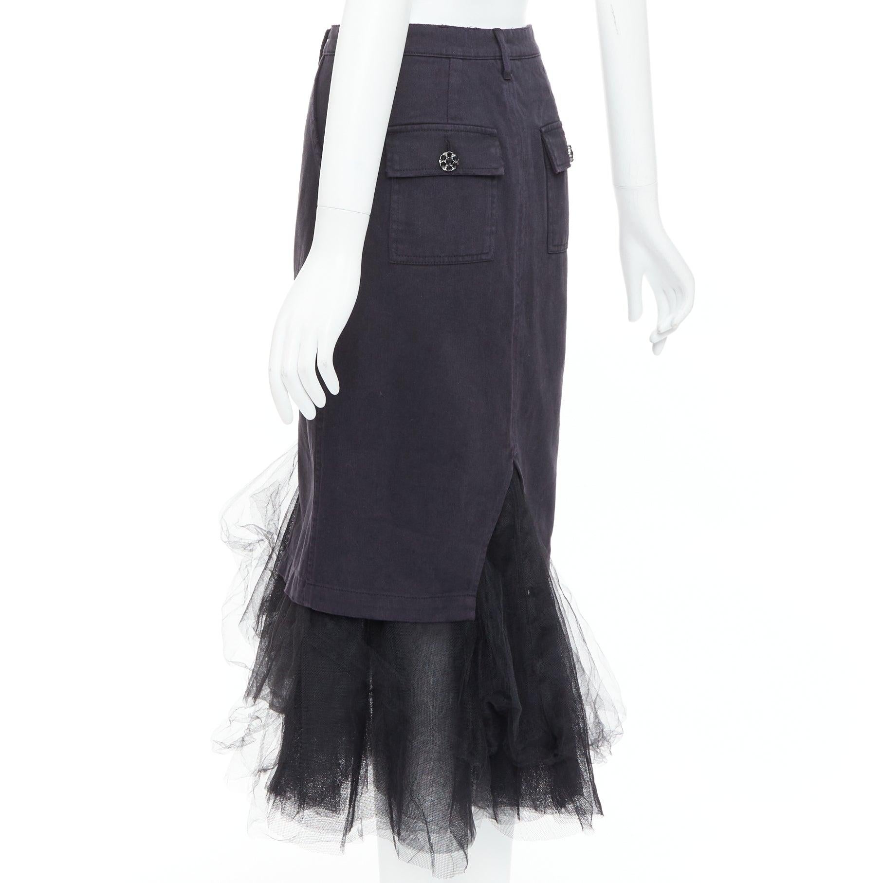 LE SUPERBE gonna midi in denim nero con orlo in tulle e bottoni di cristallo US0 XS in vendita 1