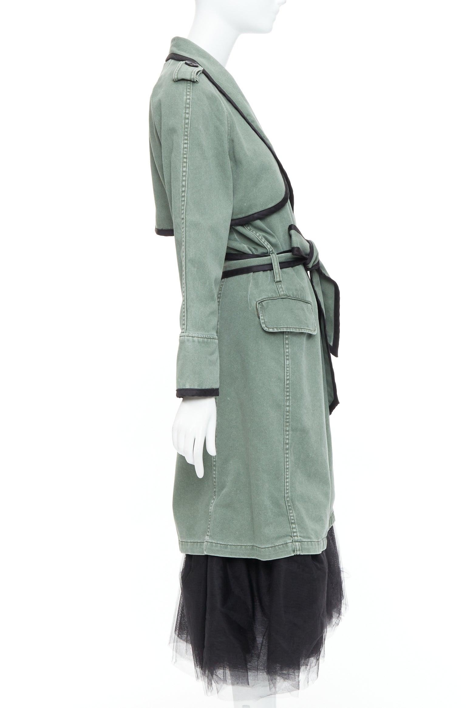 Donna LE SUPERBE cappotto verde in cotone lavato e nero con orlo in tulle e cintura da annodare US0 XS in vendita