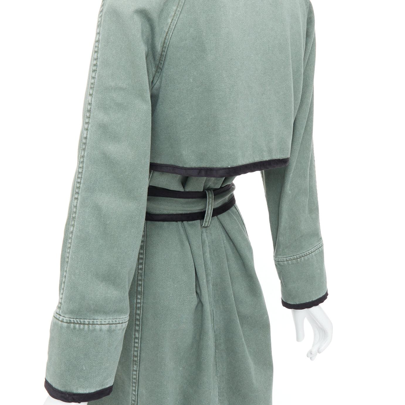 LE SUPERBE cappotto verde in cotone lavato e nero con orlo in tulle e cintura da annodare US0 XS in vendita 3
