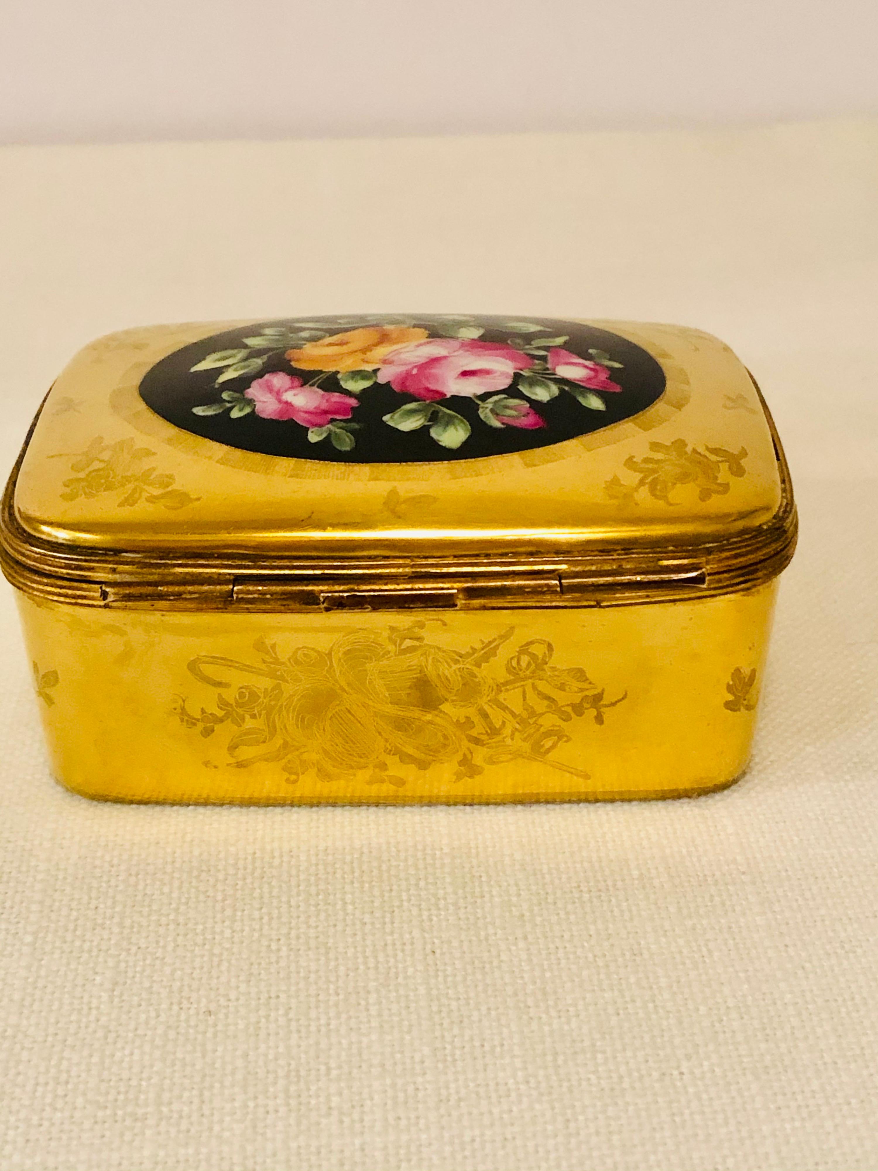 Le Tallec Box with a Gold BackGround and a Central Painting of a Flower Bouquet 4